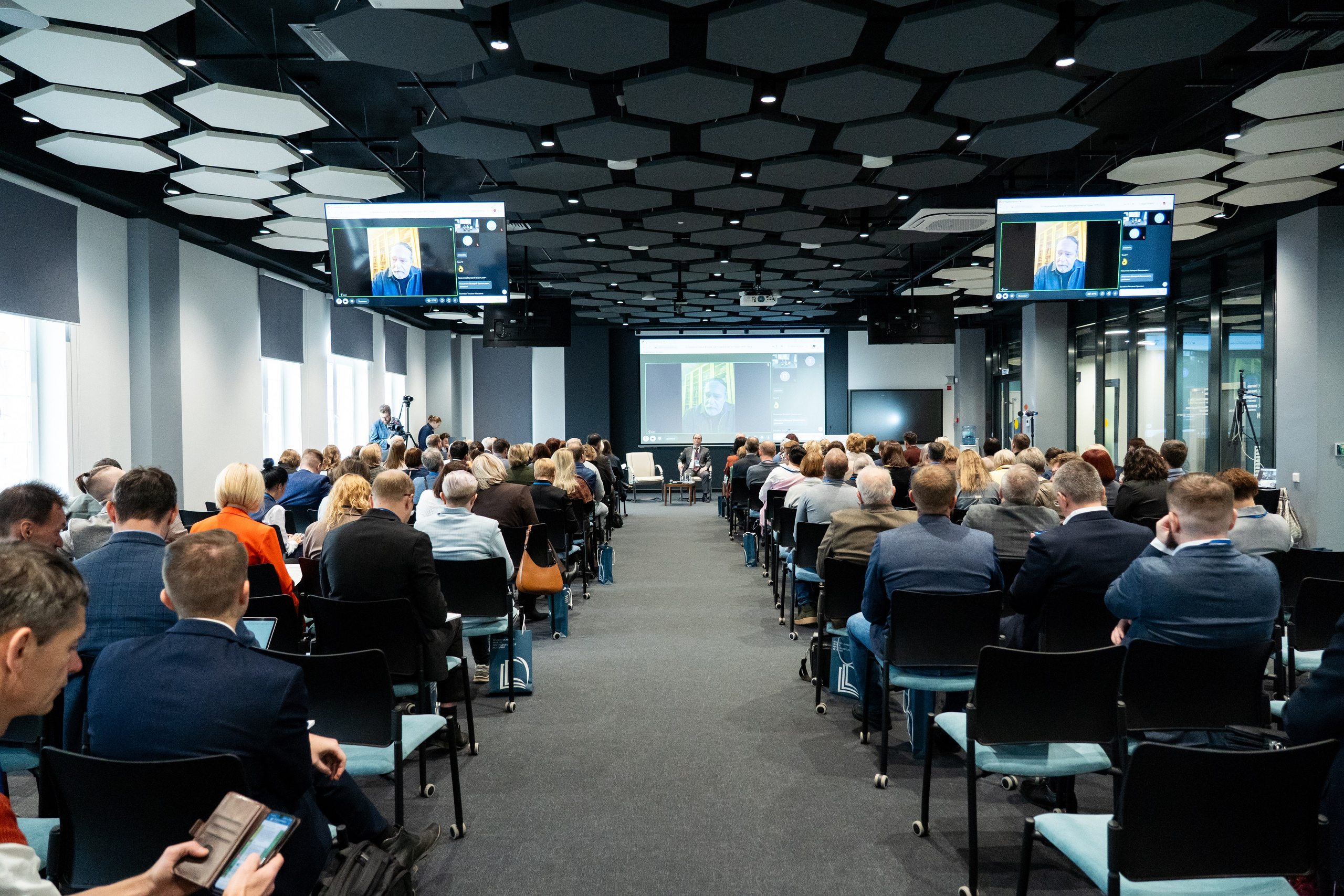 Национальный форум преподавателей истории 2025. Репортажный фотограф в Москве Легкая Софья