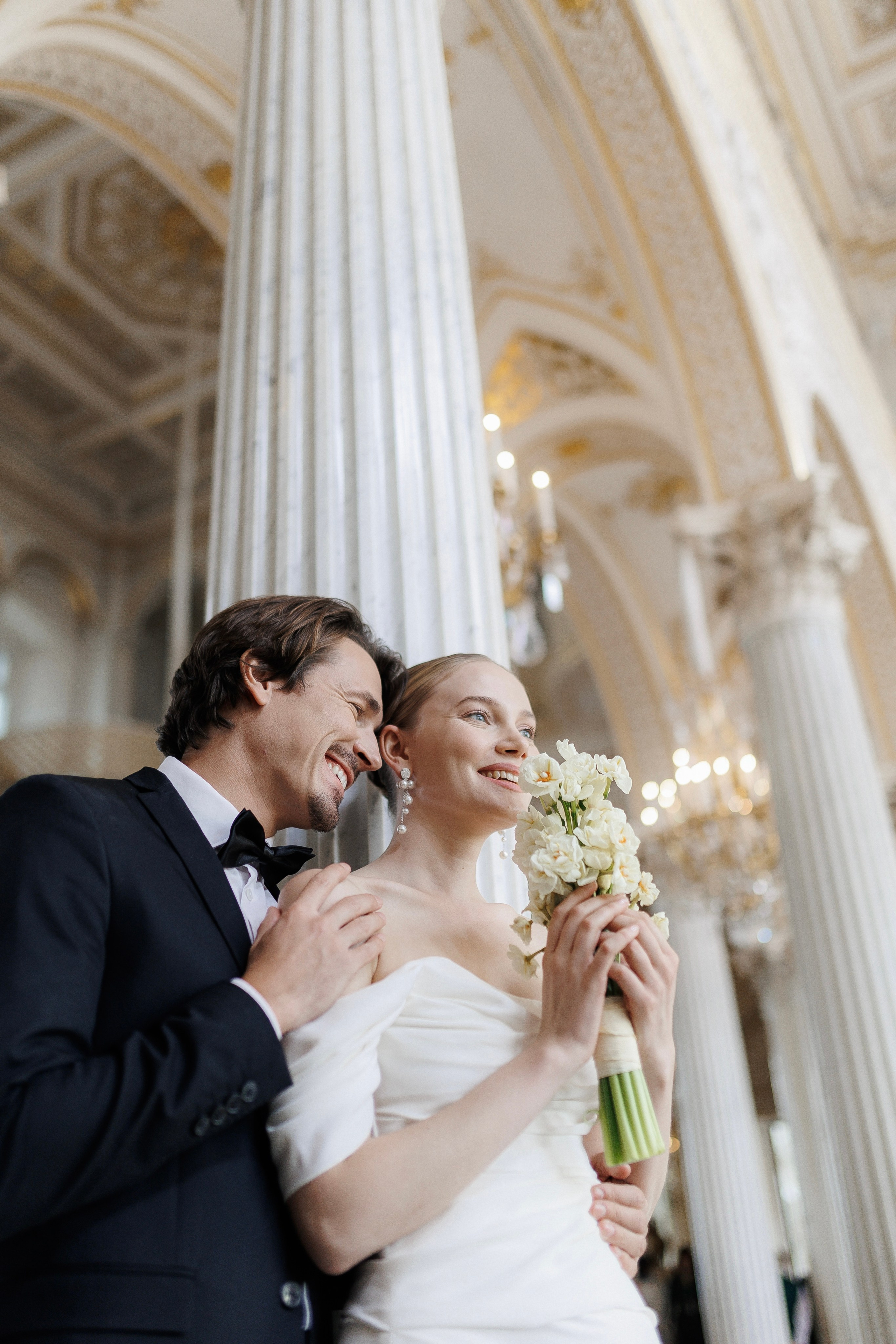···. Свадебный фотограф в Санкт-Петербурге Александра Чукавина