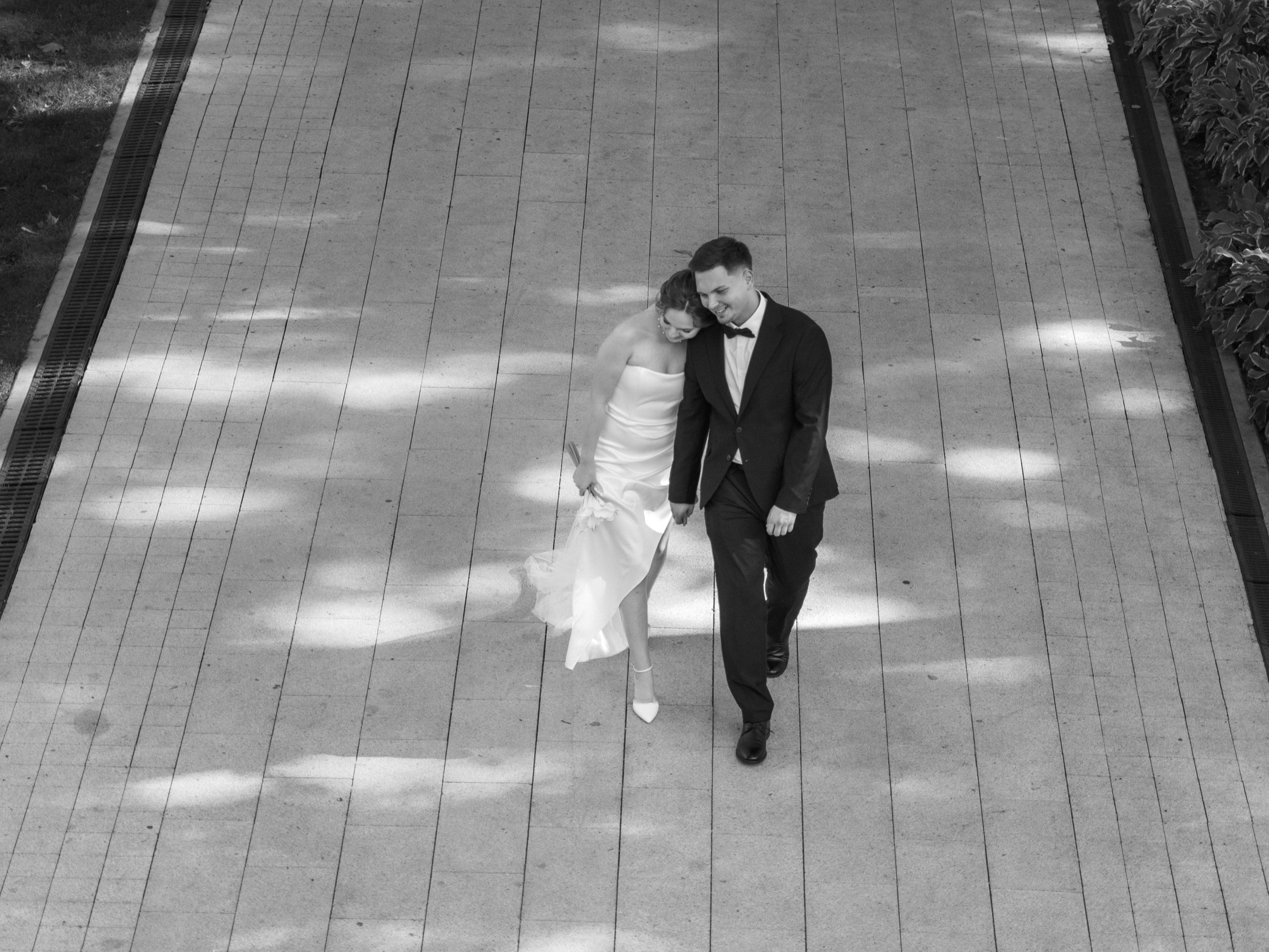 Валерия и Михаил. Утро, прогулка и атмосфера дня. Артём Костин — свадебный видеограф в Воронеже | KOSTIN EDIT