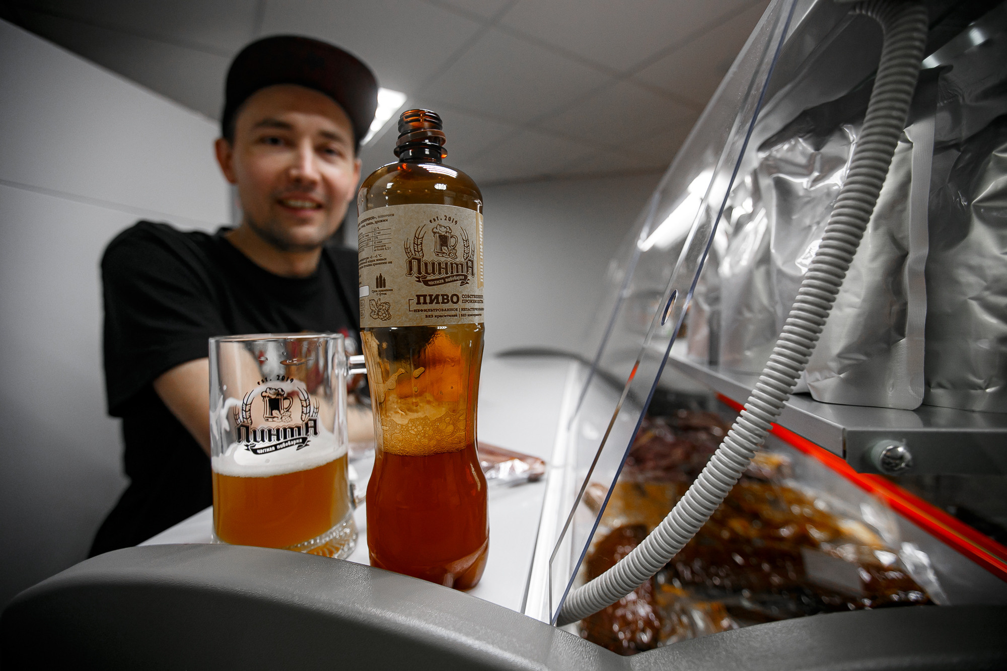 Зашёл в гости к Максу Захарову в Heavy Meat All