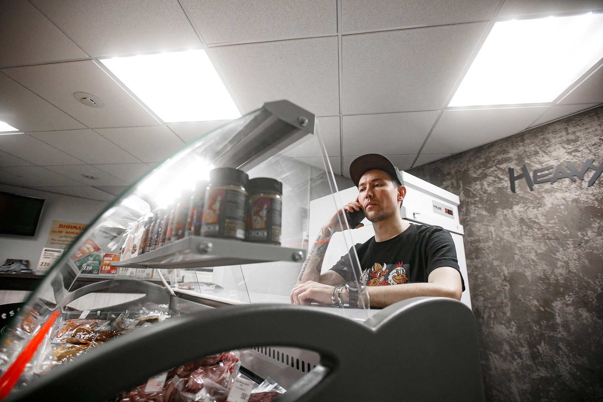 Зашёл в гости к Максу Захарову в Heavy Meat All