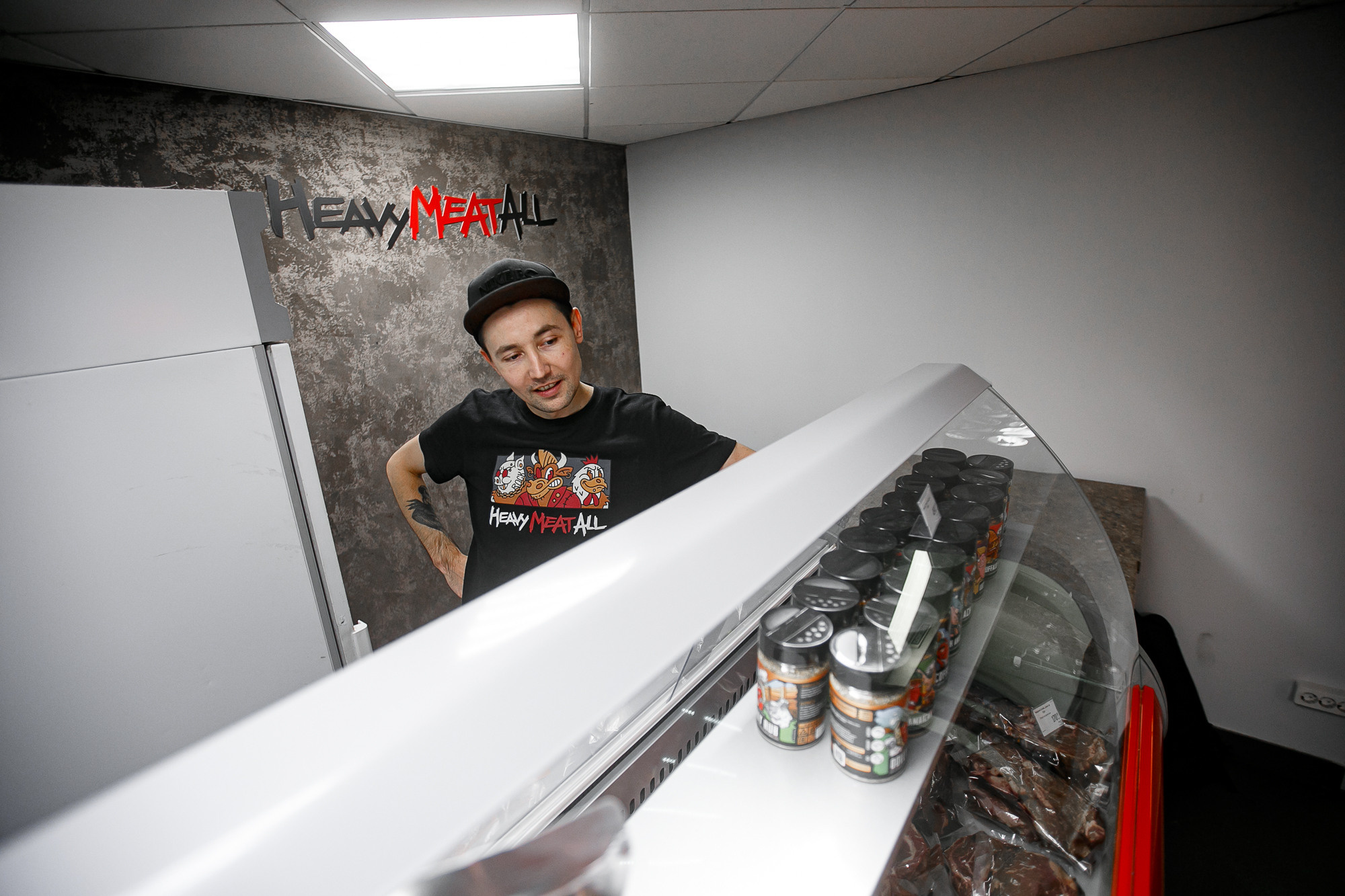 Зашёл в гости к Максу Захарову в Heavy Meat All