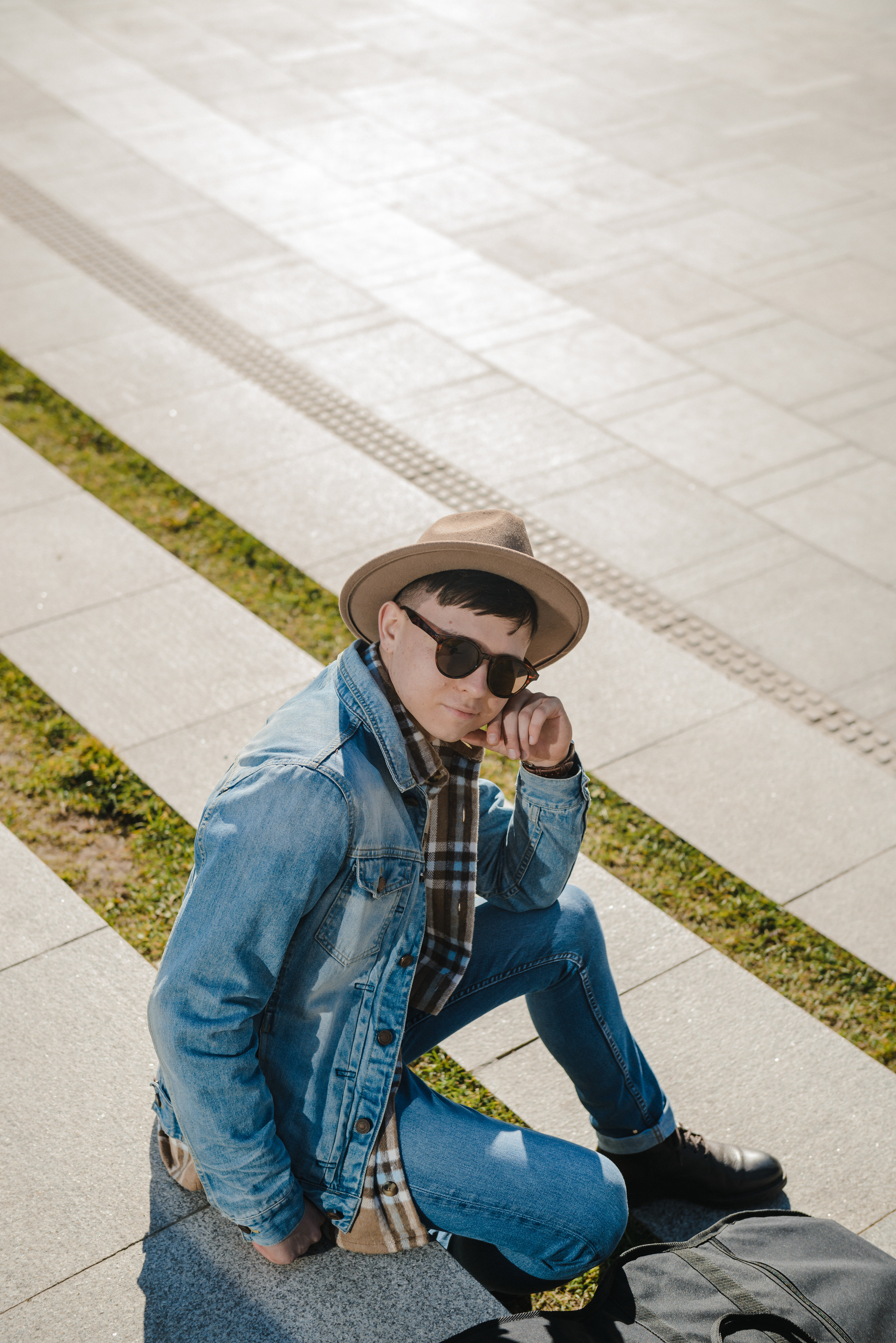 Гитара, игра на гитаре, обучение гитаре, обучение игре на гитаре, осень, осення съемка, контент, съемка для блога, контентная съемка, гитарист, блог гитариста, контентная фотосъемка для гитариста, контент гитариста, фотосессия для гитары, научиться играть на гитаре