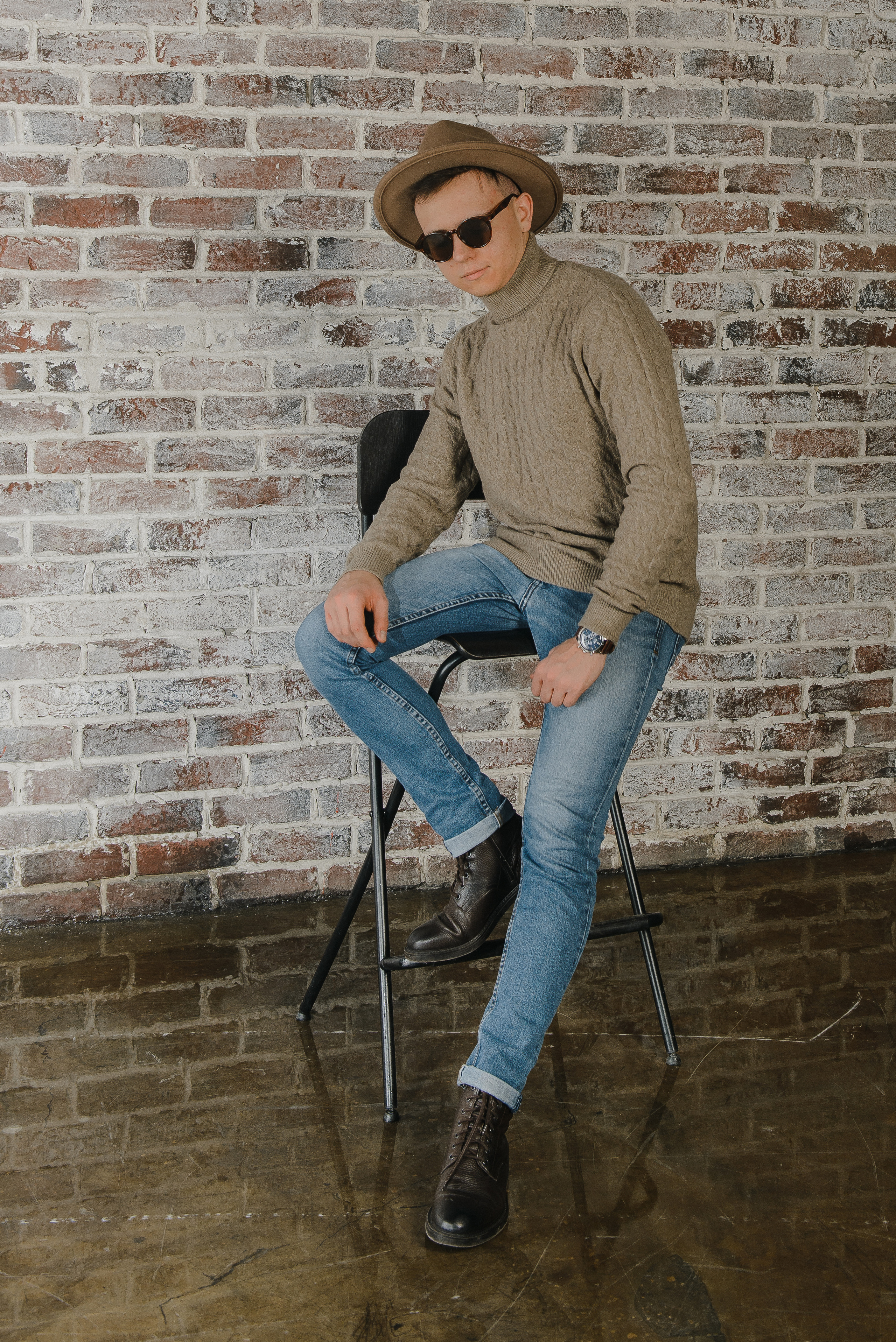 Гитара, игра на гитаре, обучение гитаре, обучение игре на гитаре, осень, осення съемка, контент, съемка для блога, контентная съемка, гитарист, блог гитариста, контентная фотосъемка для гитариста, контент гитариста, фотосессия для гитары, научиться играть на гитаре