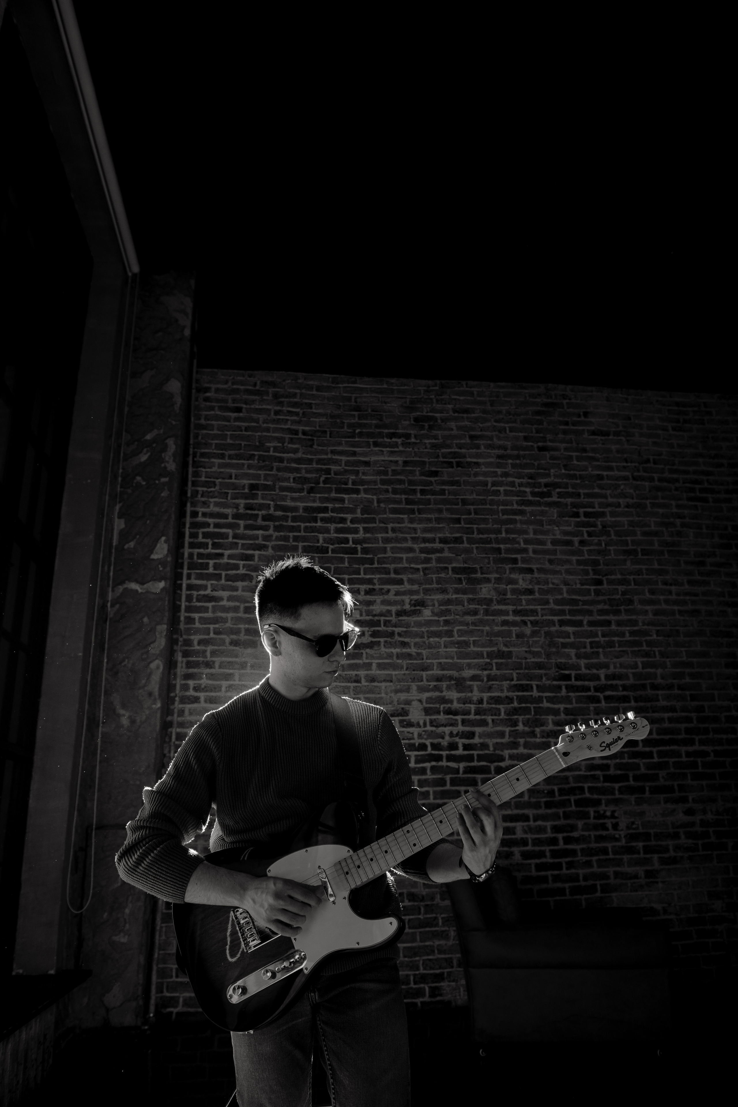 Гитара, игра на гитаре, обучение гитаре, обучение игре на гитаре, осень, осення съемка, контент, съемка для блога, контентная съемка, гитарист, блог гитариста, контентная фотосъемка для гитариста, контент гитариста, фотосессия для гитары, научиться играть на гитаре