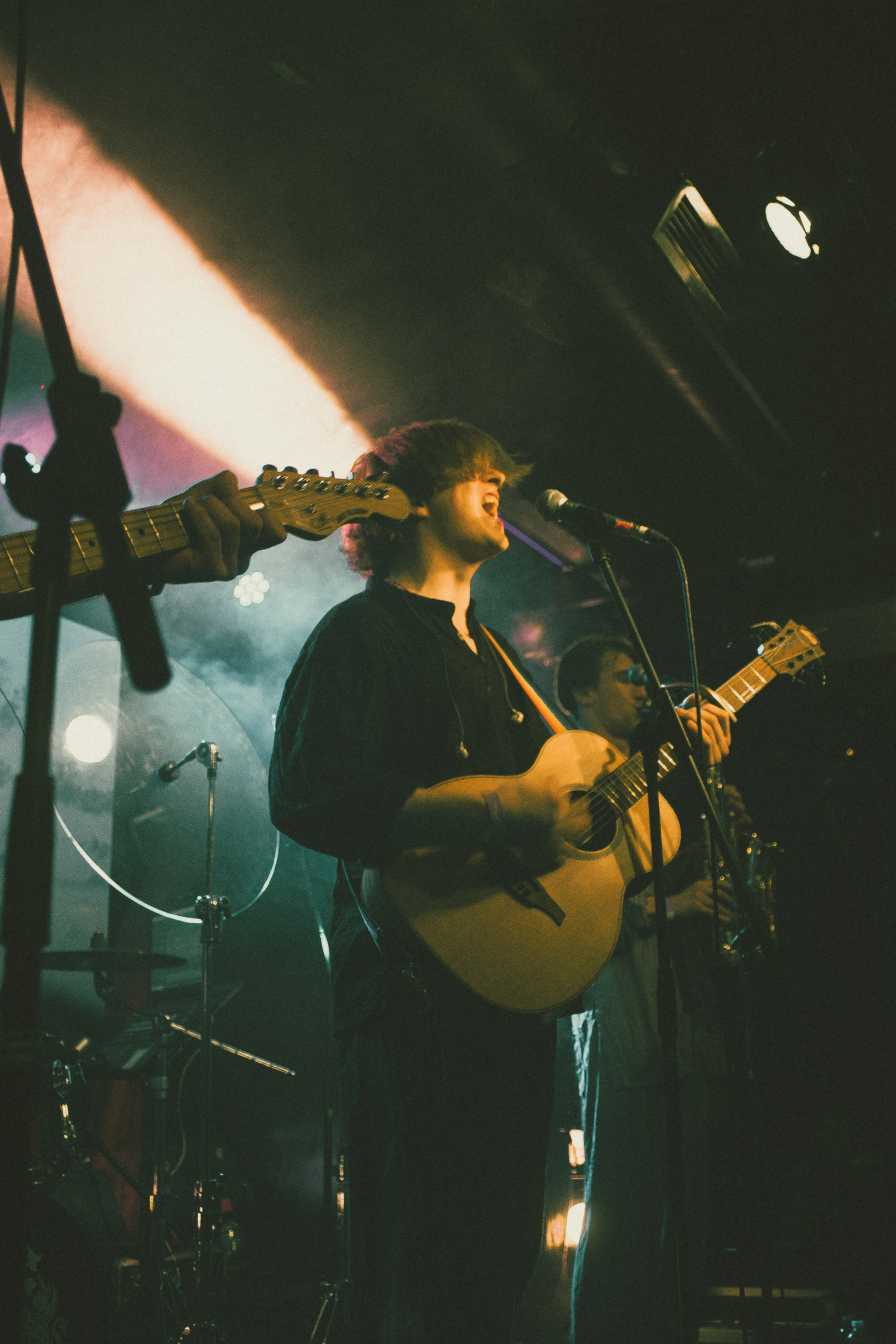 Концерт «Бонд с Кнопкой» 16тонн. Портретный и художественный фотограф в Москве