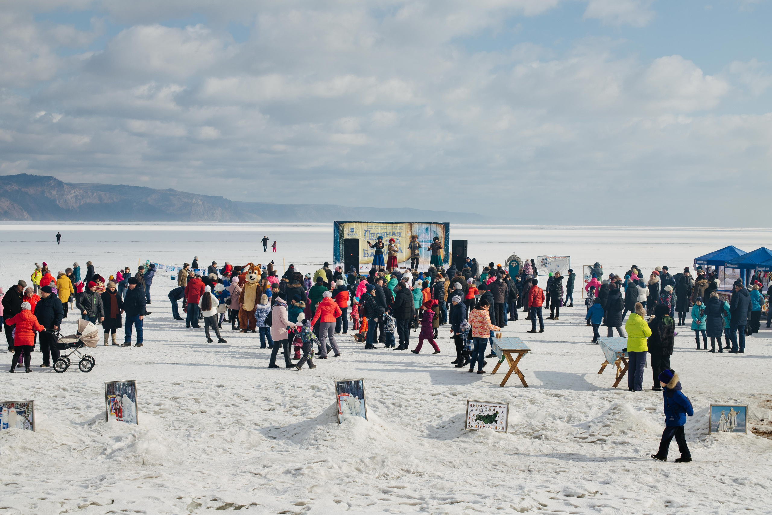 Ледяная сказка Байкала. Фотограф Наталья Кургина Слюдянка Иркутск