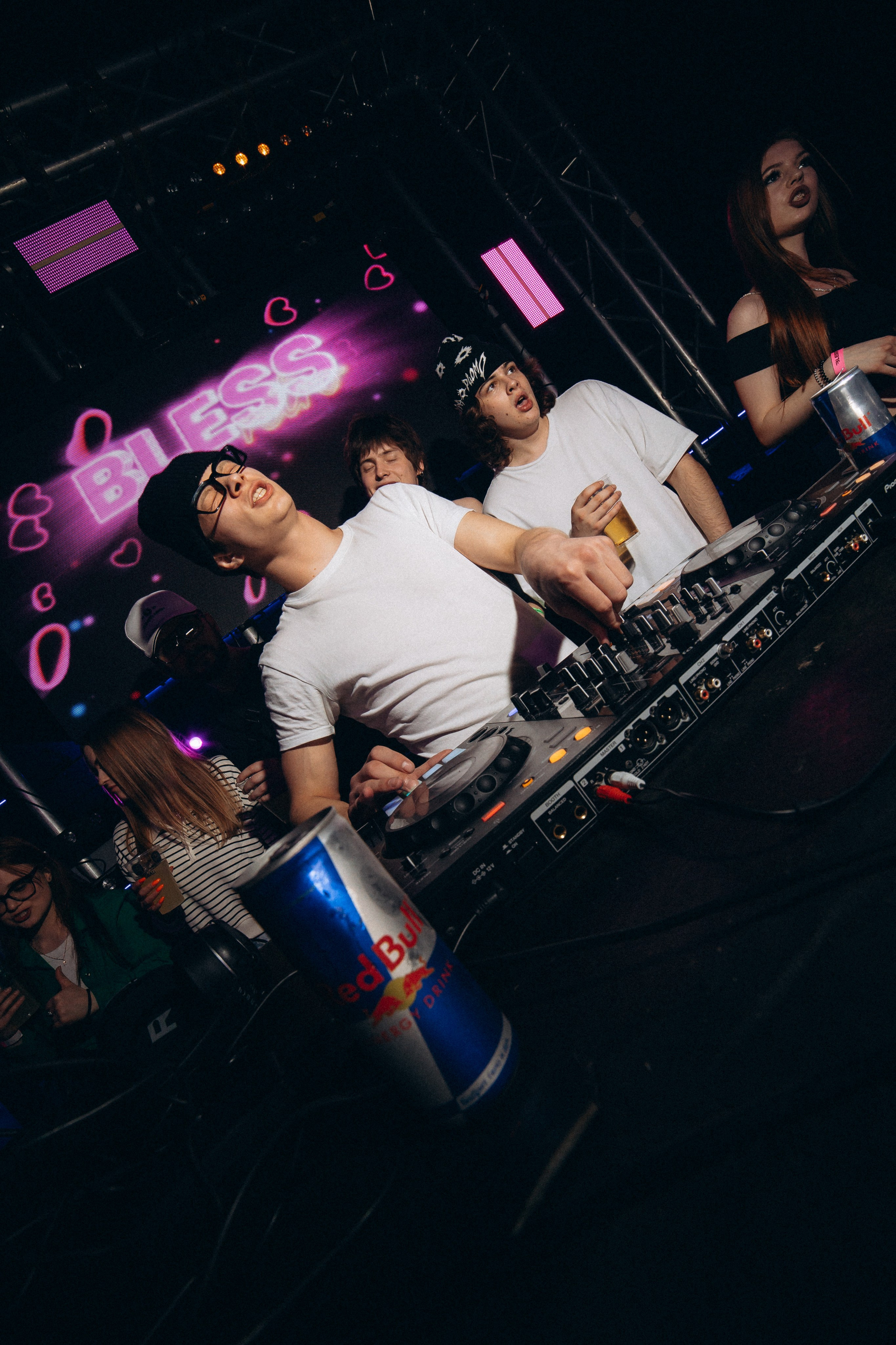 Bless 19-04-25. Свадебный фотограф Роман Медведев , Минск, Беларусь