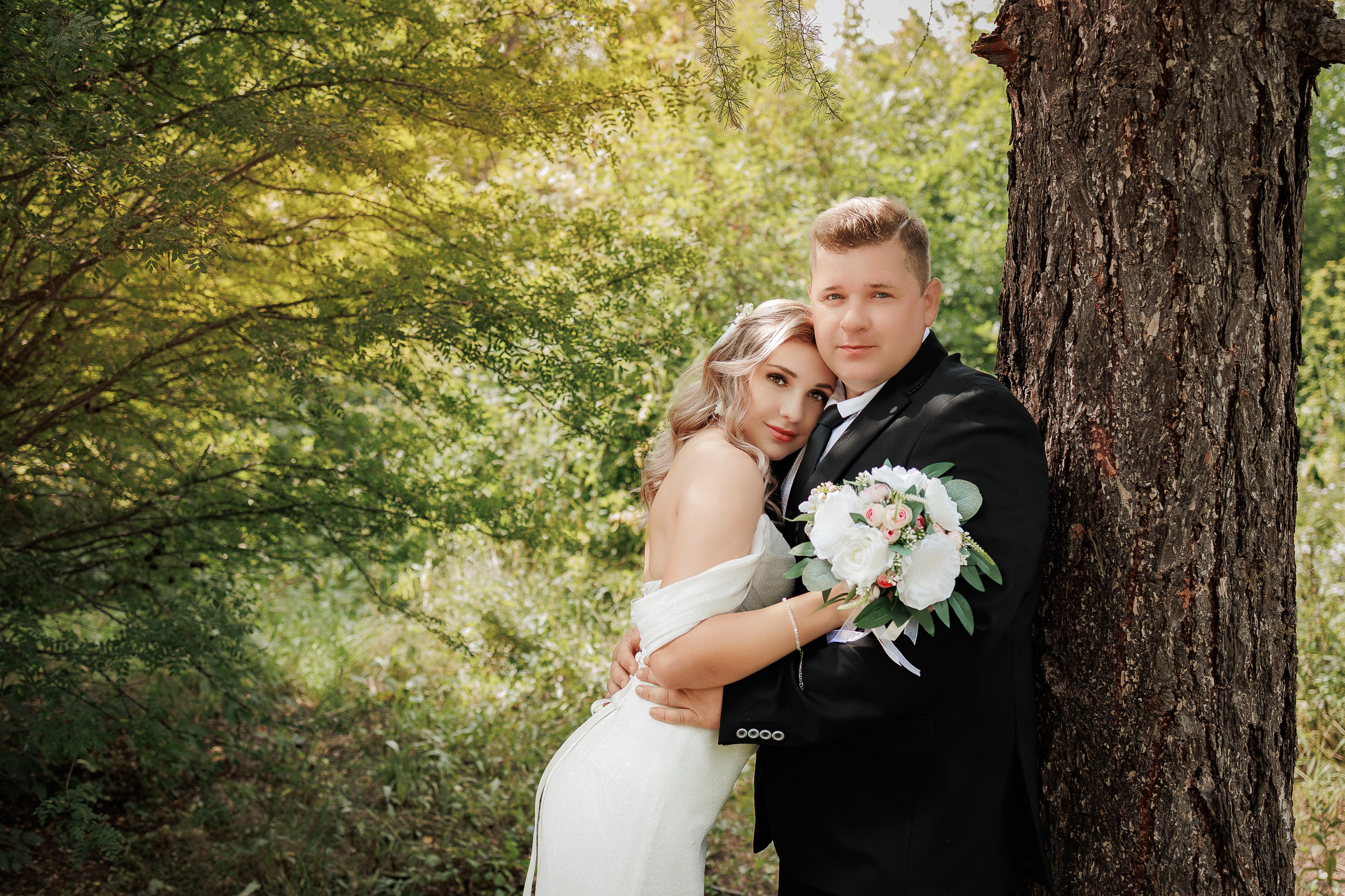 WEDDING 08.09.25 Экспресс свадебная фотосессия в парке Медногорска. Фотограф Медногорск Кувандык Оксана Шерехода свадебные, семейные, индивидуальные, школьные фотосессии. Печать фотоальбомов