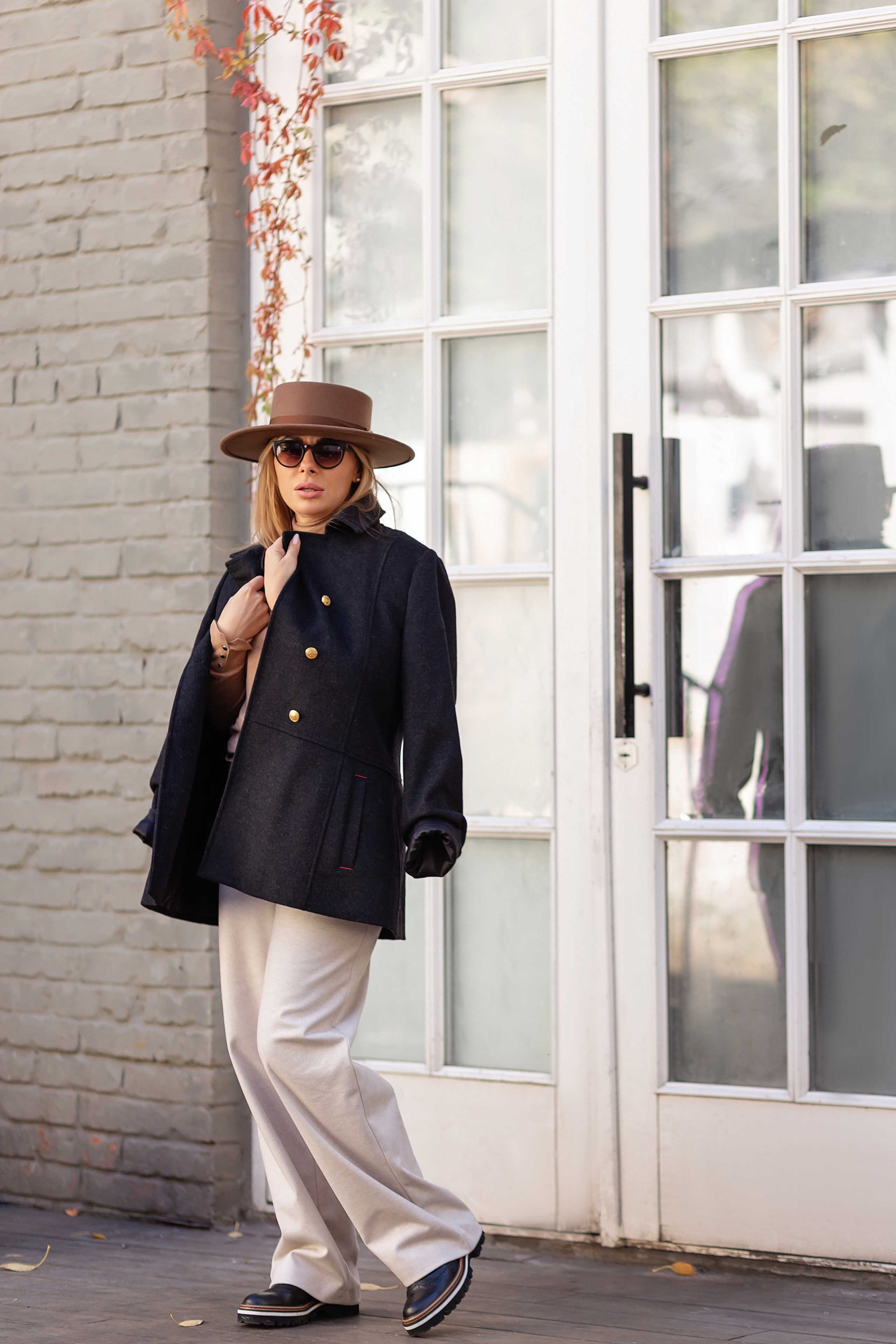 Алена, архитектор шляп. Фотограф в Москве Ксения Мокрушина | Brand & Women photographer