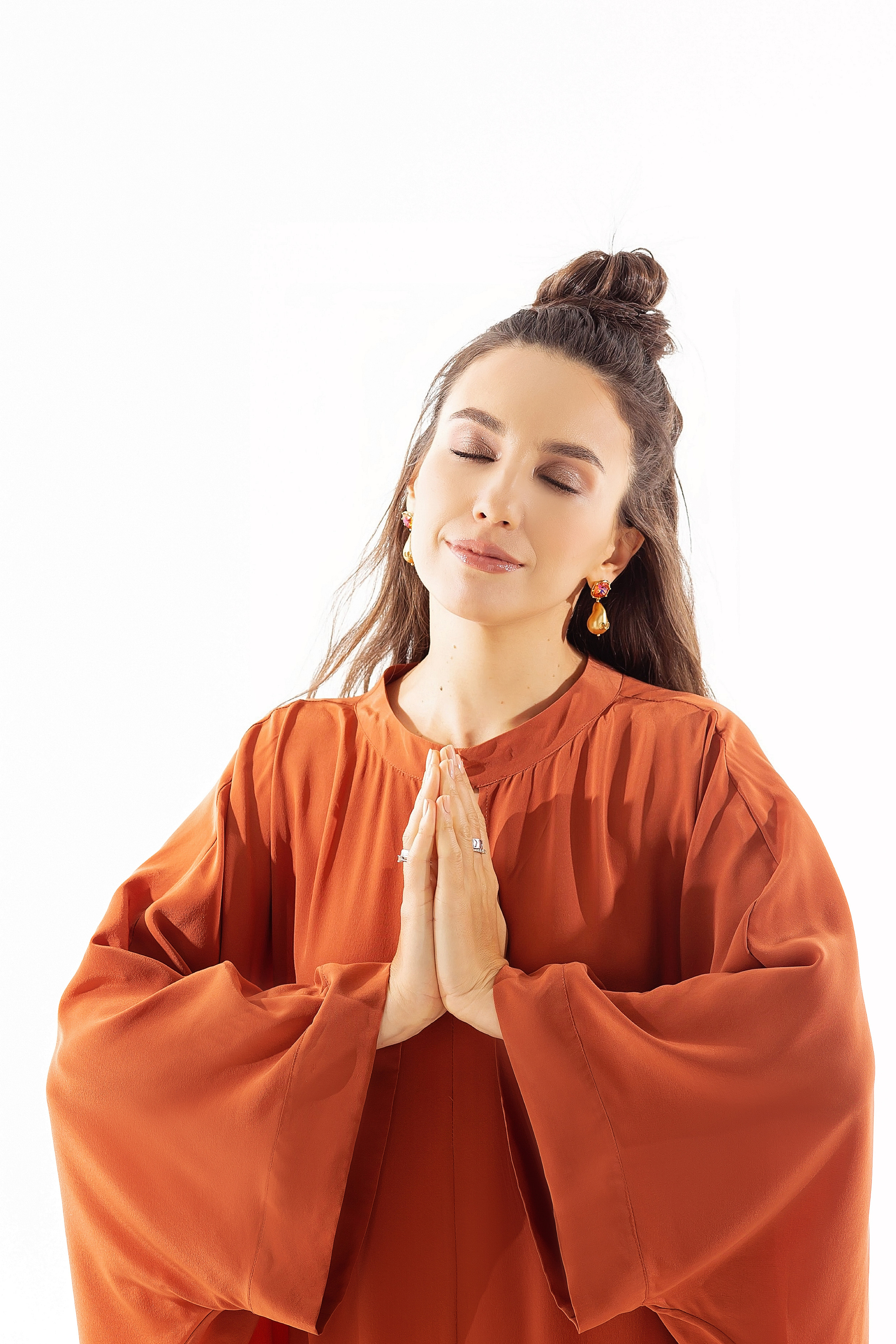 Елена, проводник к женской реализации. Фотограф в Москве Ксения Мокрушина | Brand & Women photographer