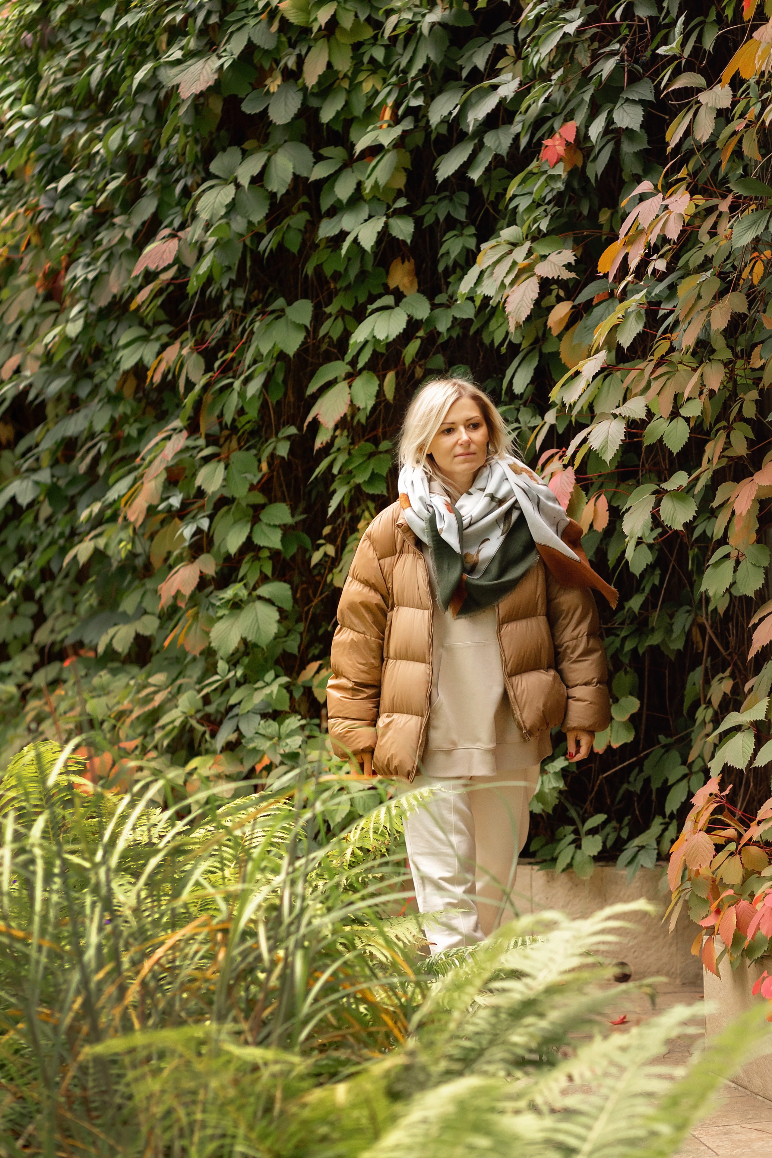 Марина, создательница платков. Фотограф в Москве Ксения Мокрушина | Brand & Women photographer