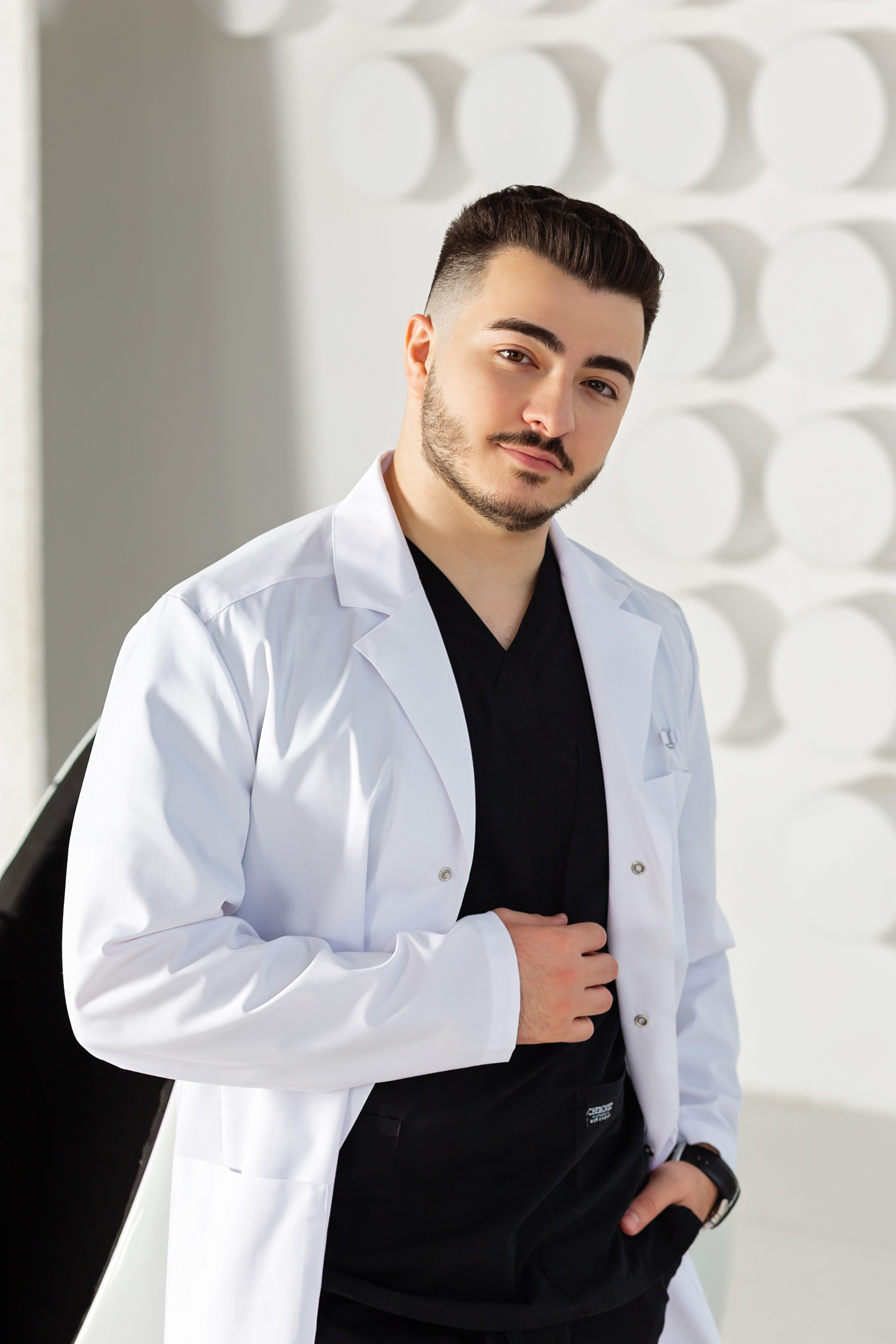 Грант Григорян, пластический хирург. Фотограф в Москве Ксения Мокрушина | Brand & Women photographer