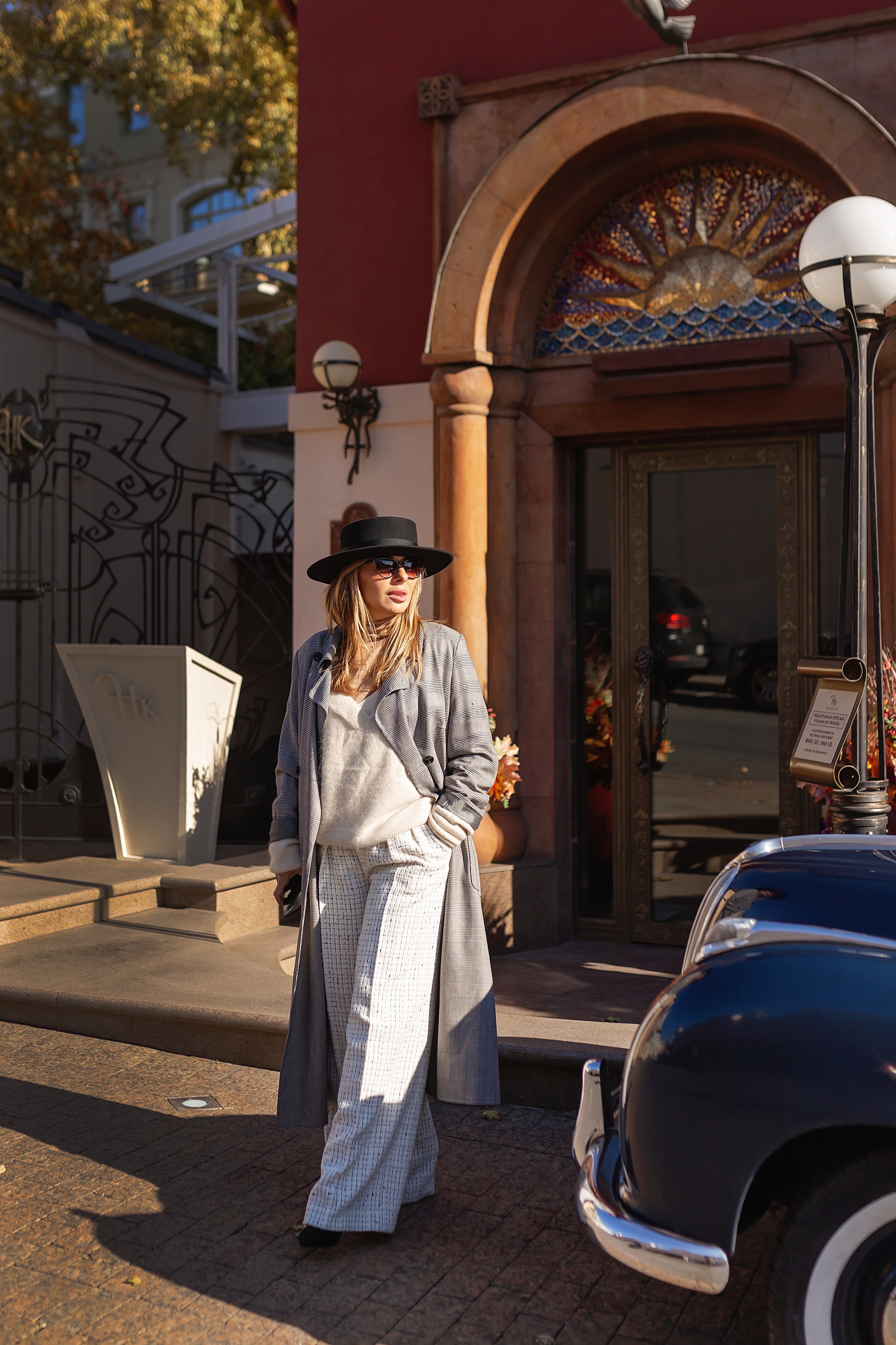 Алена, архитектор шляп. Фотограф в Москве Ксения Мокрушина | Brand & Women photographer