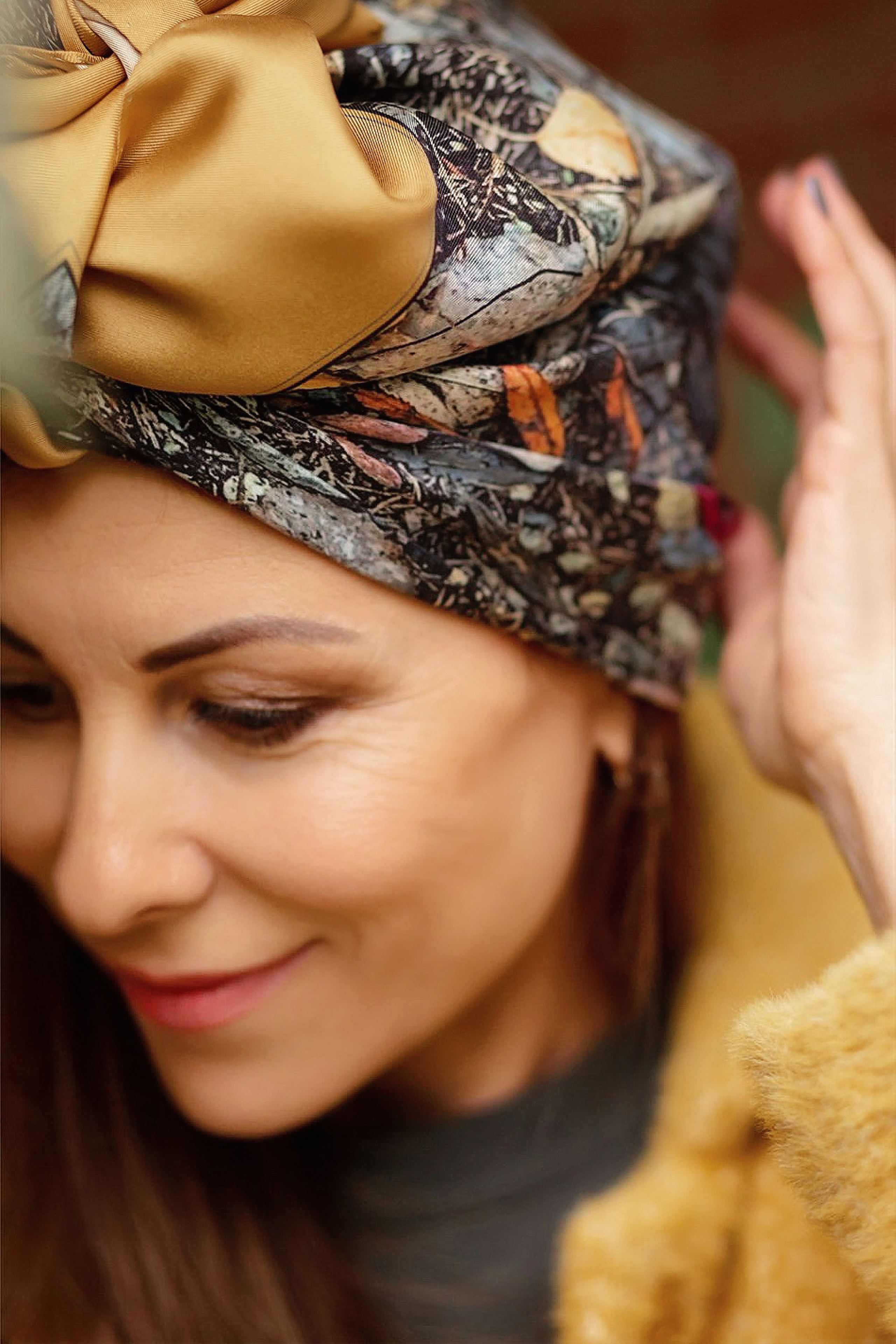 Марина, создательница платков. Фотограф в Москве Ксения Мокрушина | Brand & Women photographer