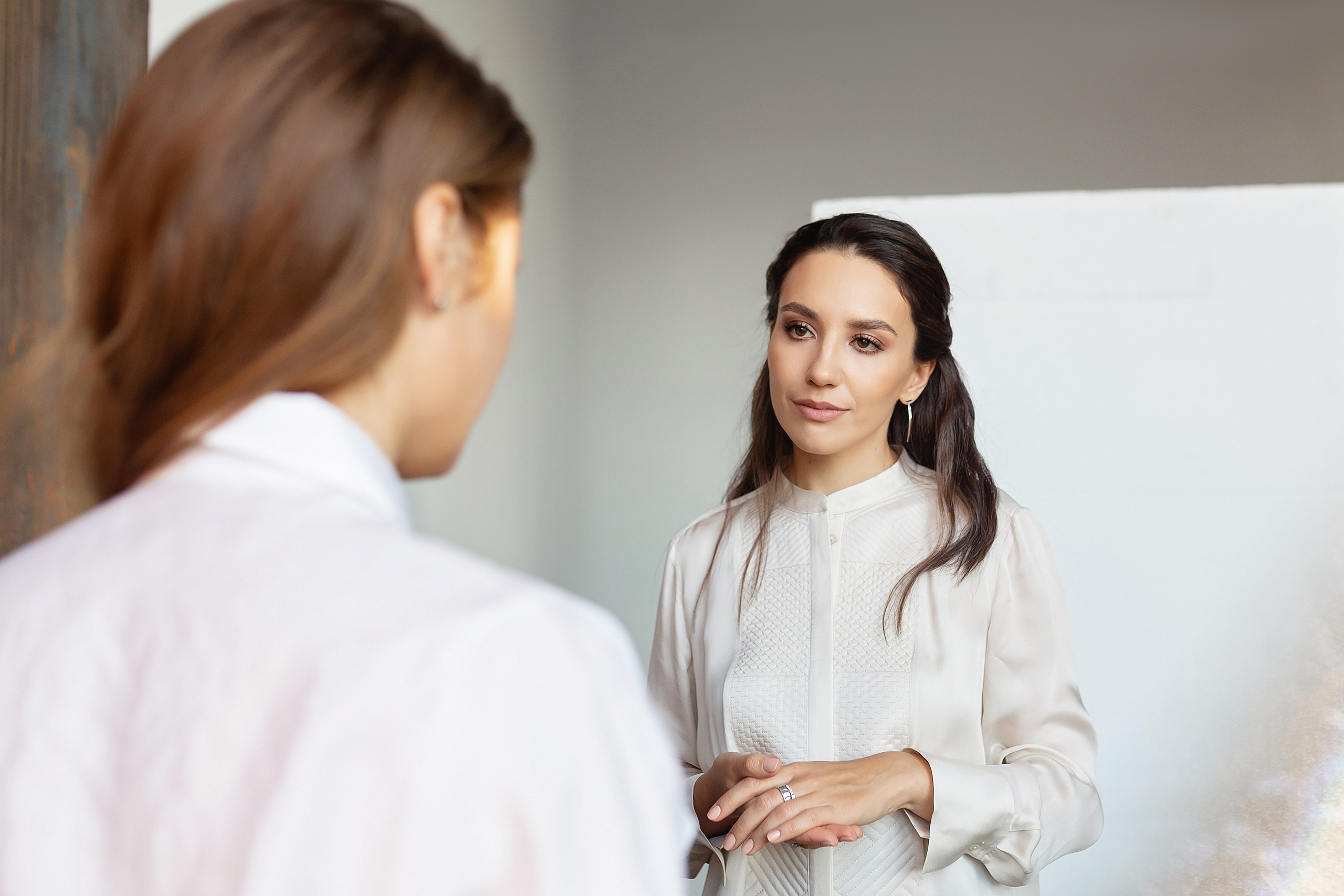 Елена, проводник к женской реализации. Фотограф в Москве Ксения Мокрушина | Brand & Women photographer