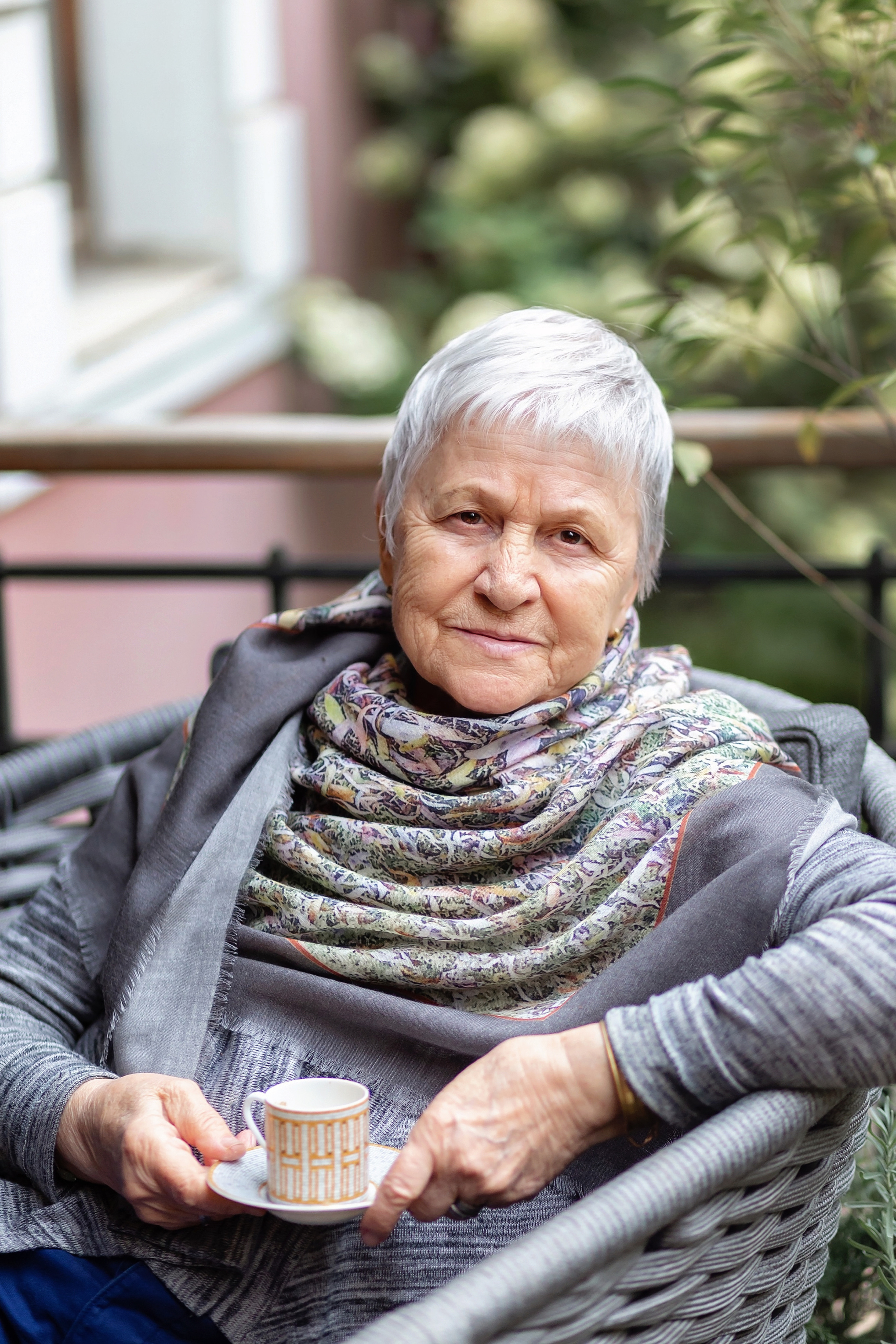 Марина, создательница платков. Фотограф в Москве Ксения Мокрушина | Brand & Women photographer