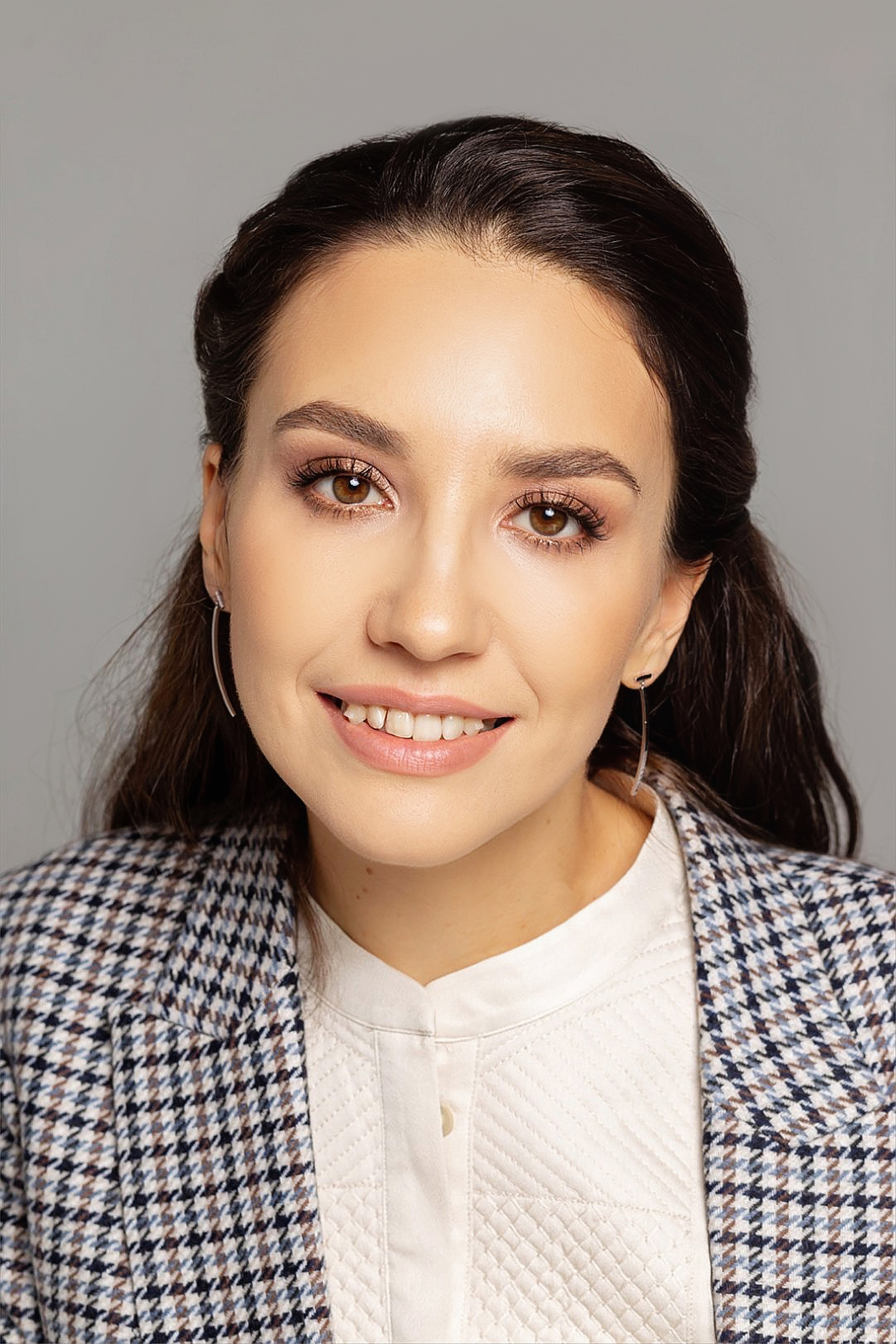 Елена, проводник к женской реализации. Фотограф в Москве Ксения Мокрушина | Brand & Women photographer