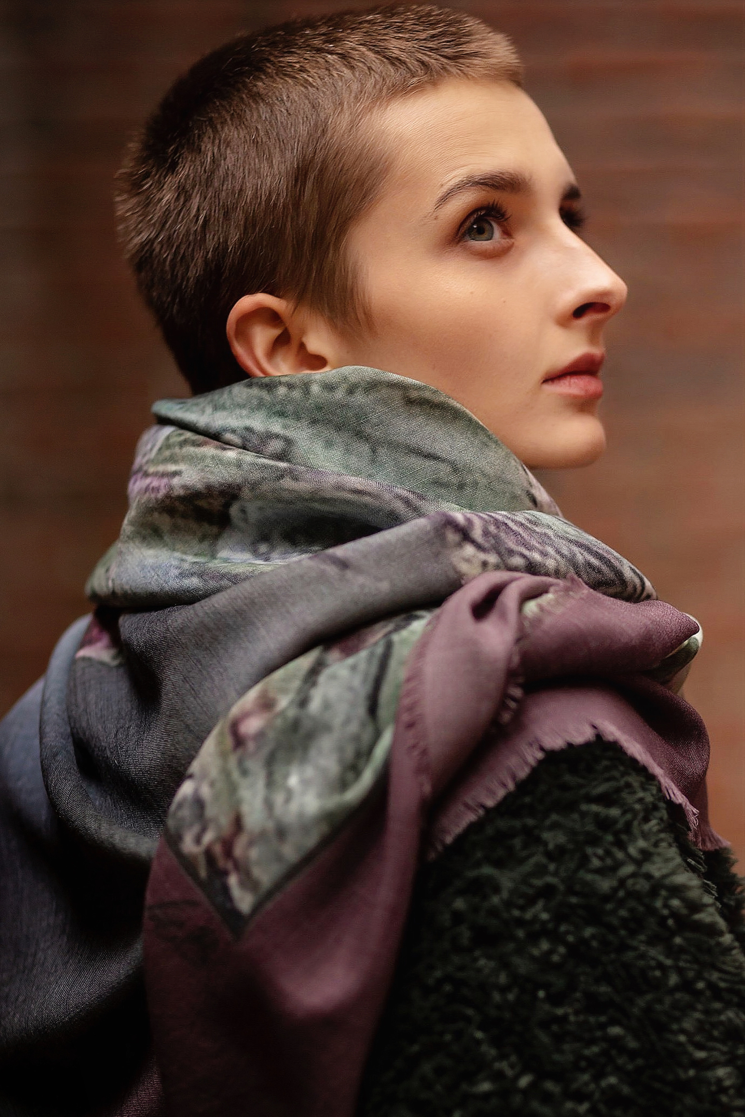 Марина, создательница платков. Фотограф в Москве Ксения Мокрушина | Brand & Women photographer