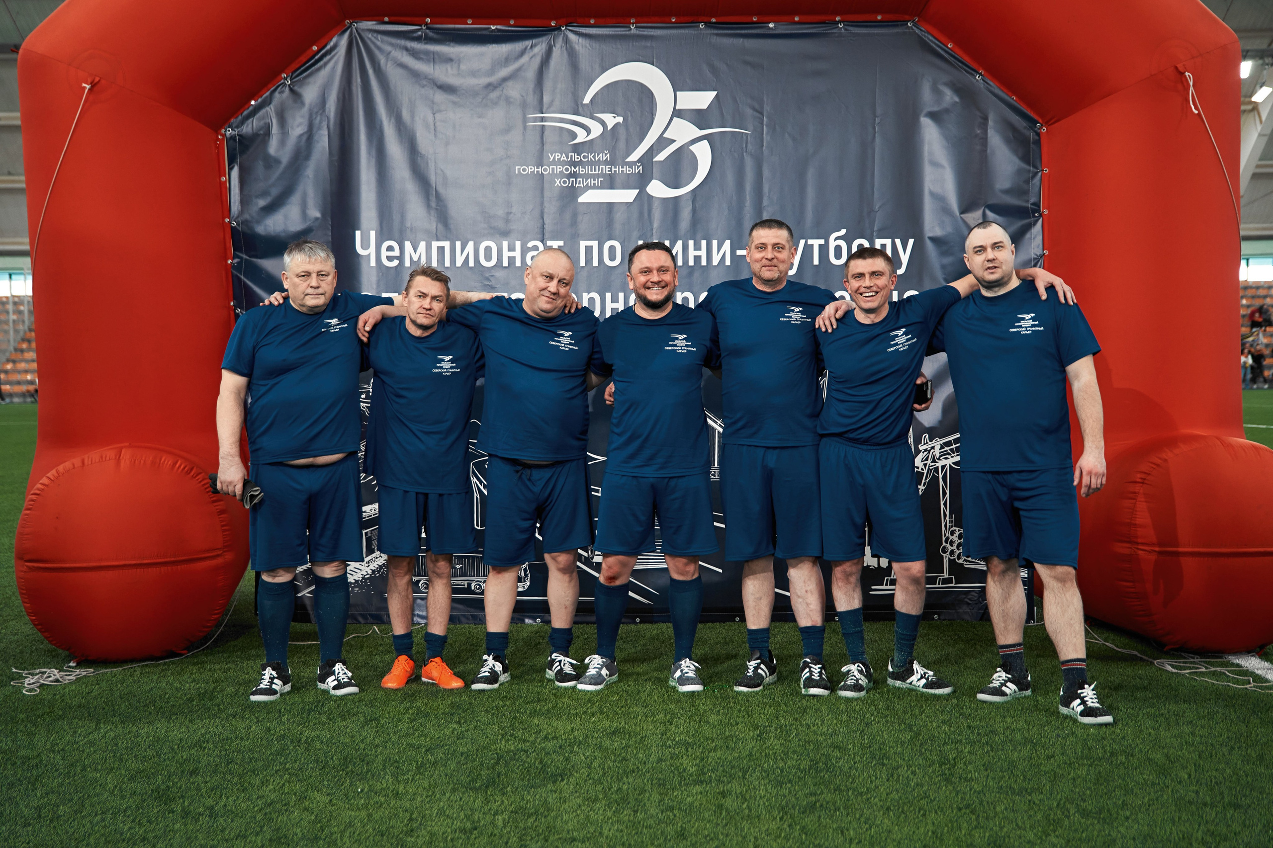 Фотограф на корпоративный футбольный турнир. Контент для бизнеса в Екатеринбурге Полдень Медиа
