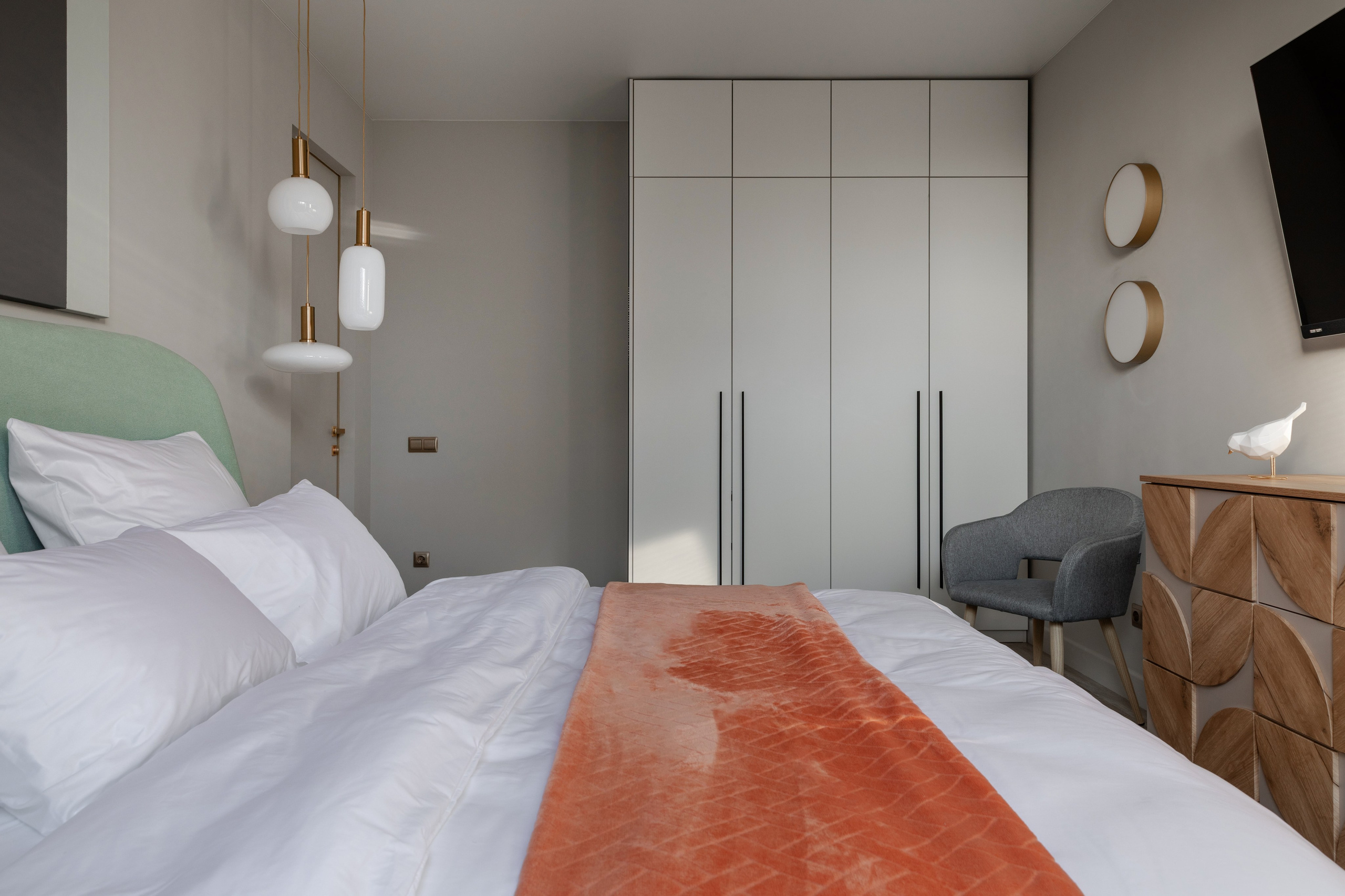 Интерьерная фотосъемка трёхкомнатной квартиры в ЖК «Голубые Дали». Интерьерный фотограф Москва