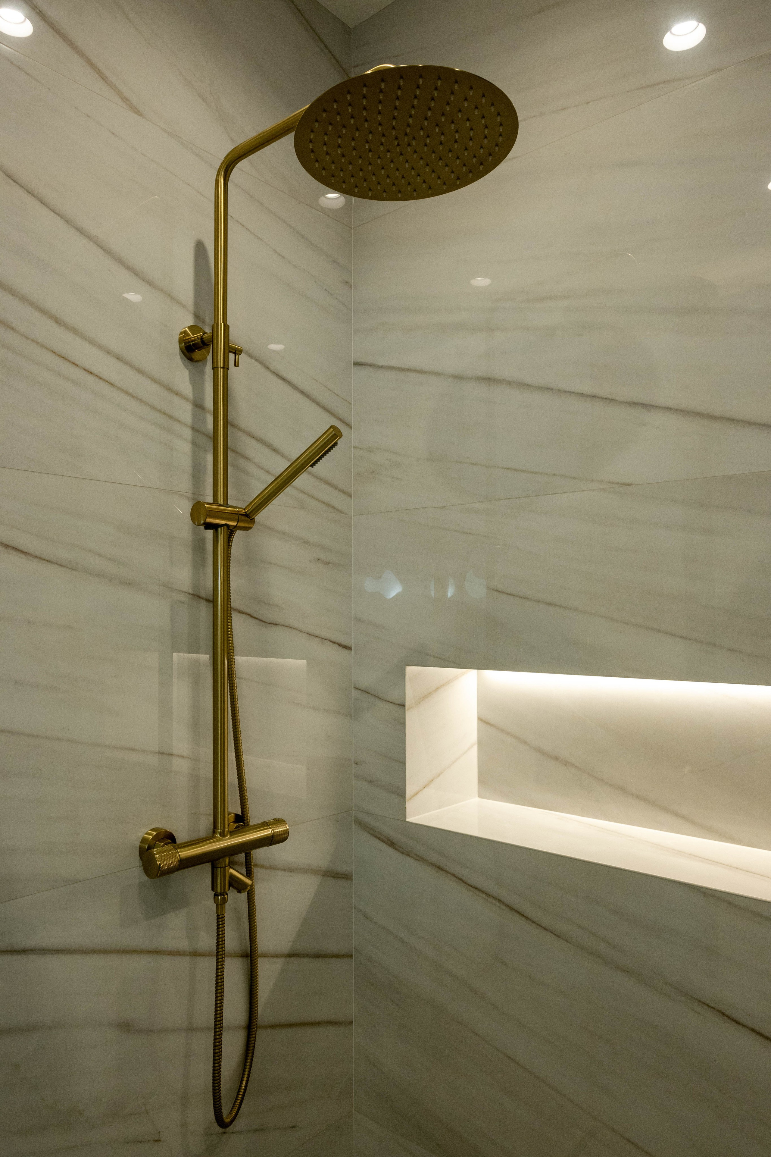 Flat. Fotograf Dmitrii Donets