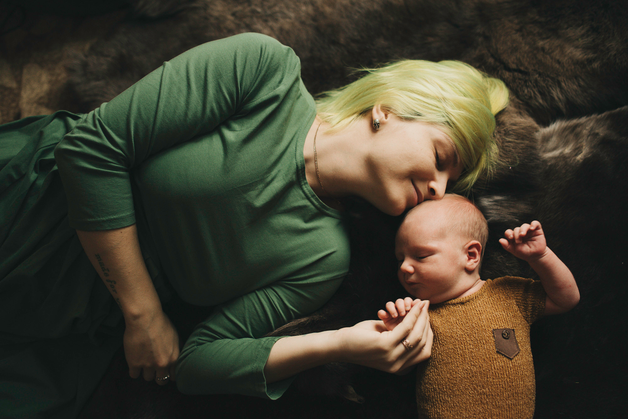 Фотосессия с оттенками этно: Космос Рагнар. Фотограф в Москве новорожденные свадьбы семьи Дарья Ларионова