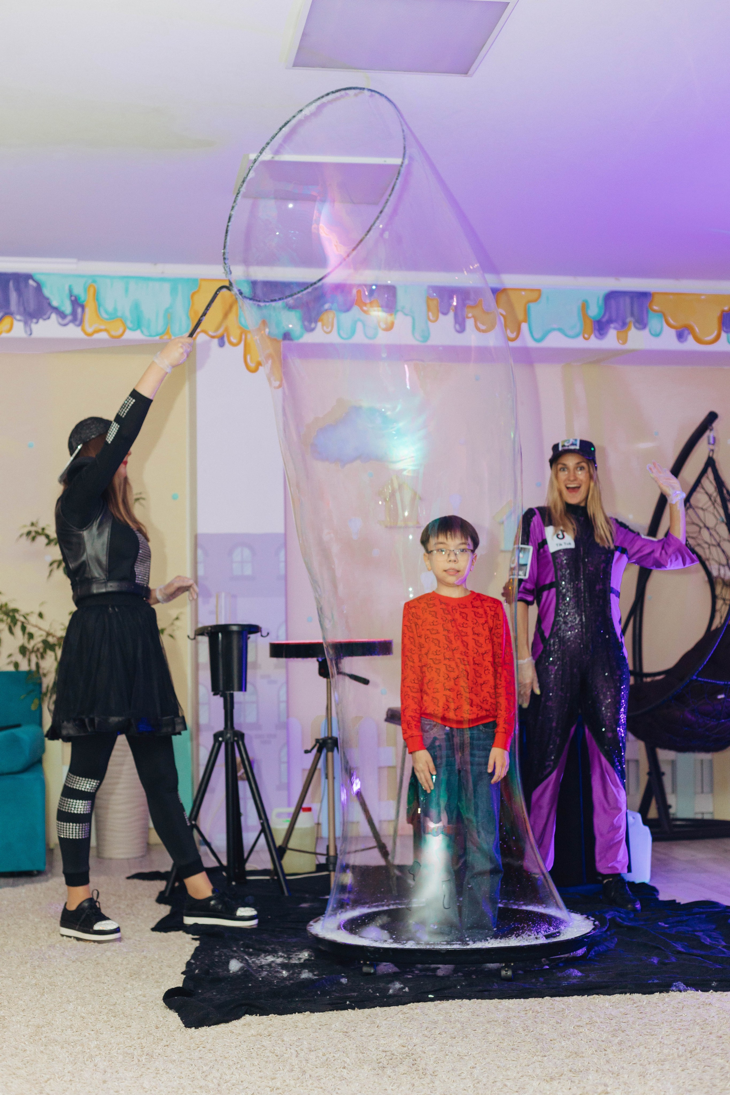 В стиле Уэнздей. Я Аракчеева Менслу — семейный и свадебный фотограф в Астрахани