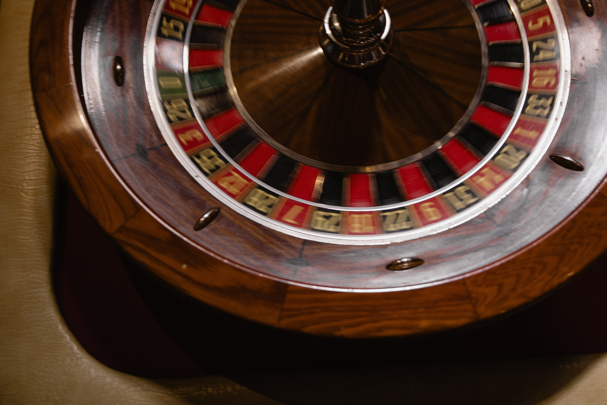 Репортаж с юбилея с тематикой казино. Свадебный, репортажный и портретный фотограф Сочи, Краснодар. Александра Зайцева