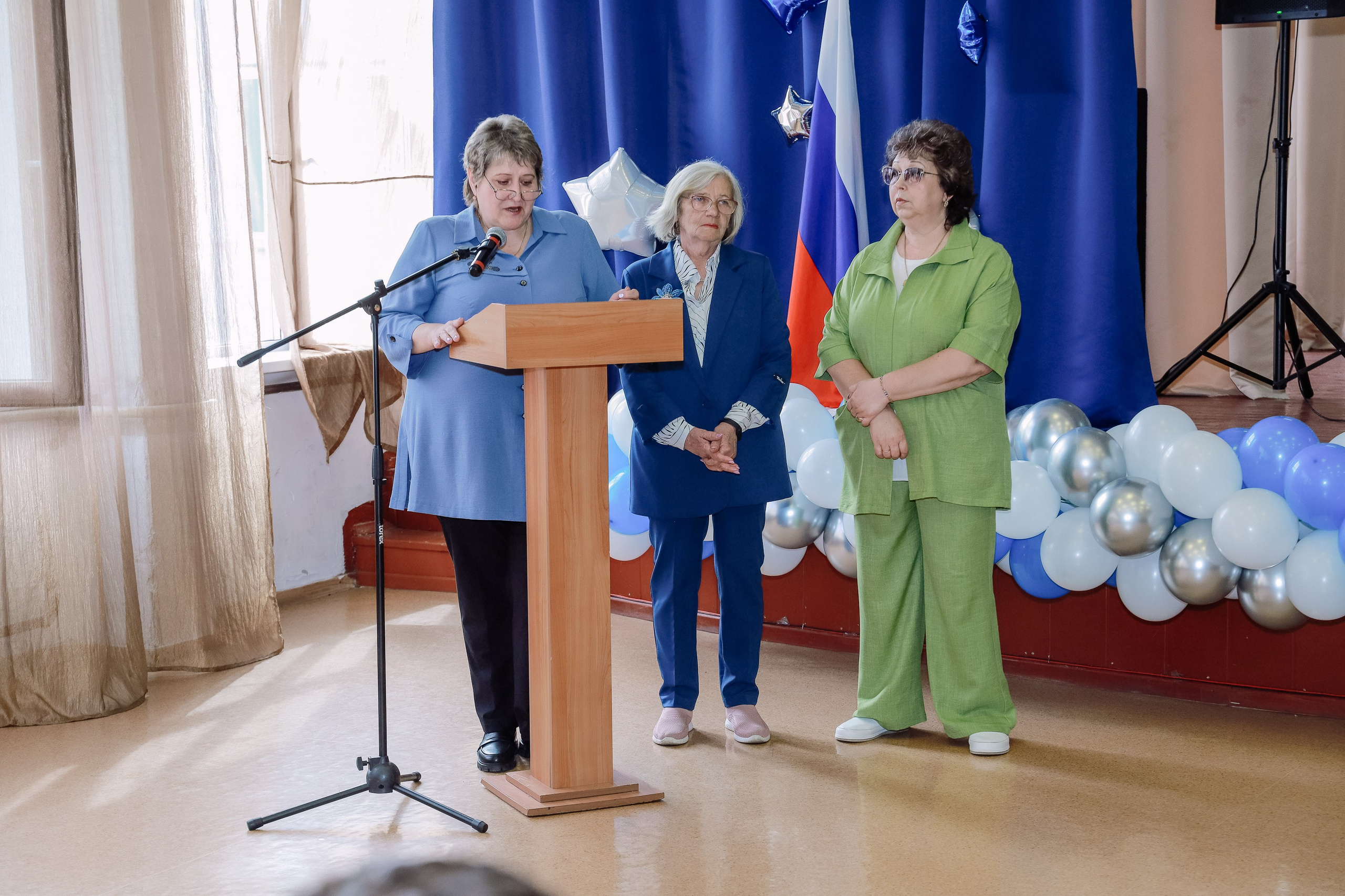 Последний звонок 9 кл № 26. Фотограф Юлия Мальцева