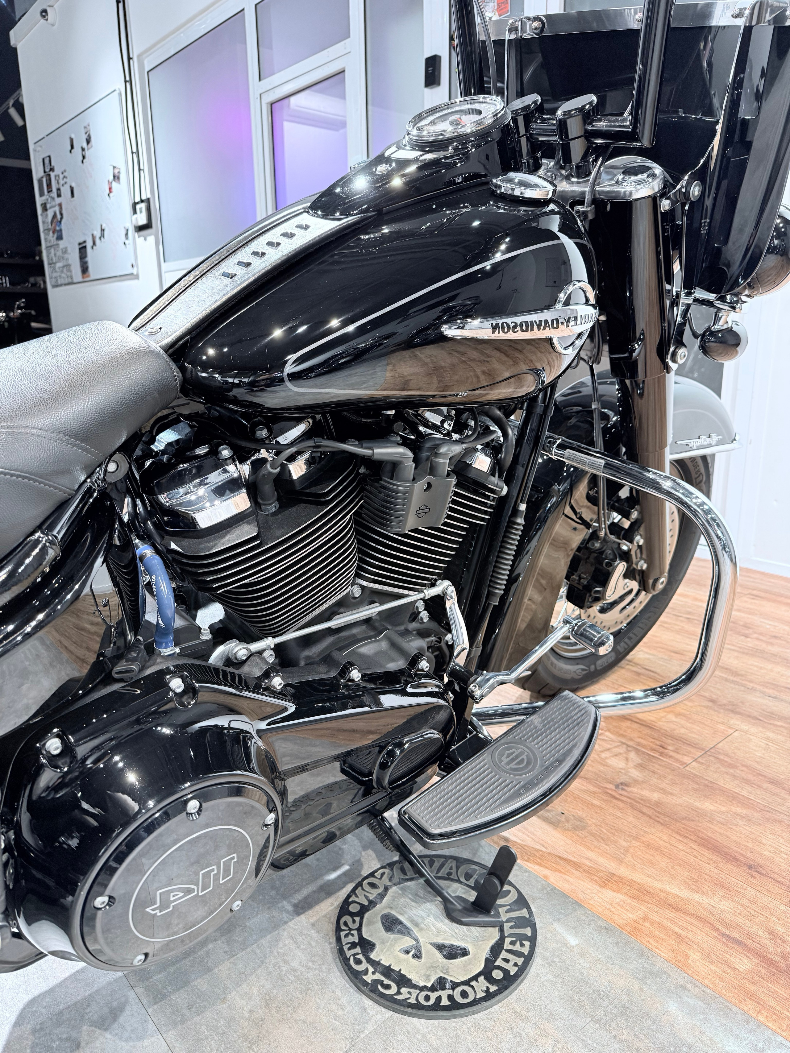 114 Heritage Black Mexican. Hello Davidson, Москва. Только хорошие мотоциклы…