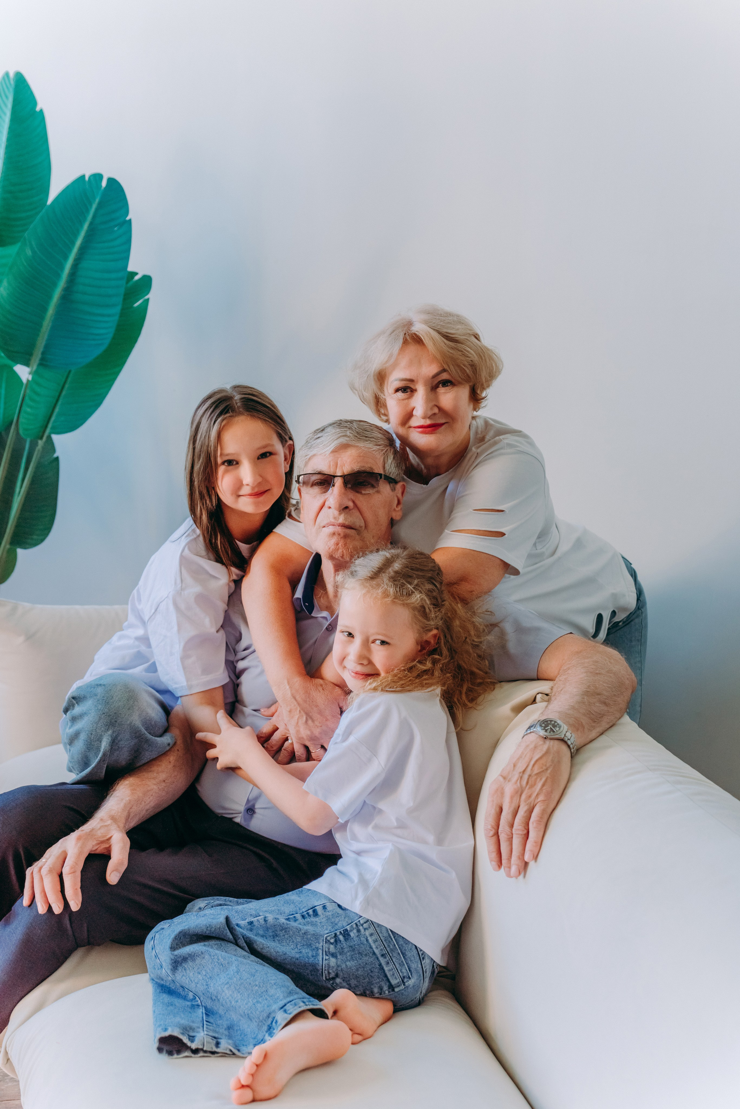 СВЕТЛАНА И ВНУЧКИ. Ольга Козлова фотограф Волгоград olkiny-fotki.ru