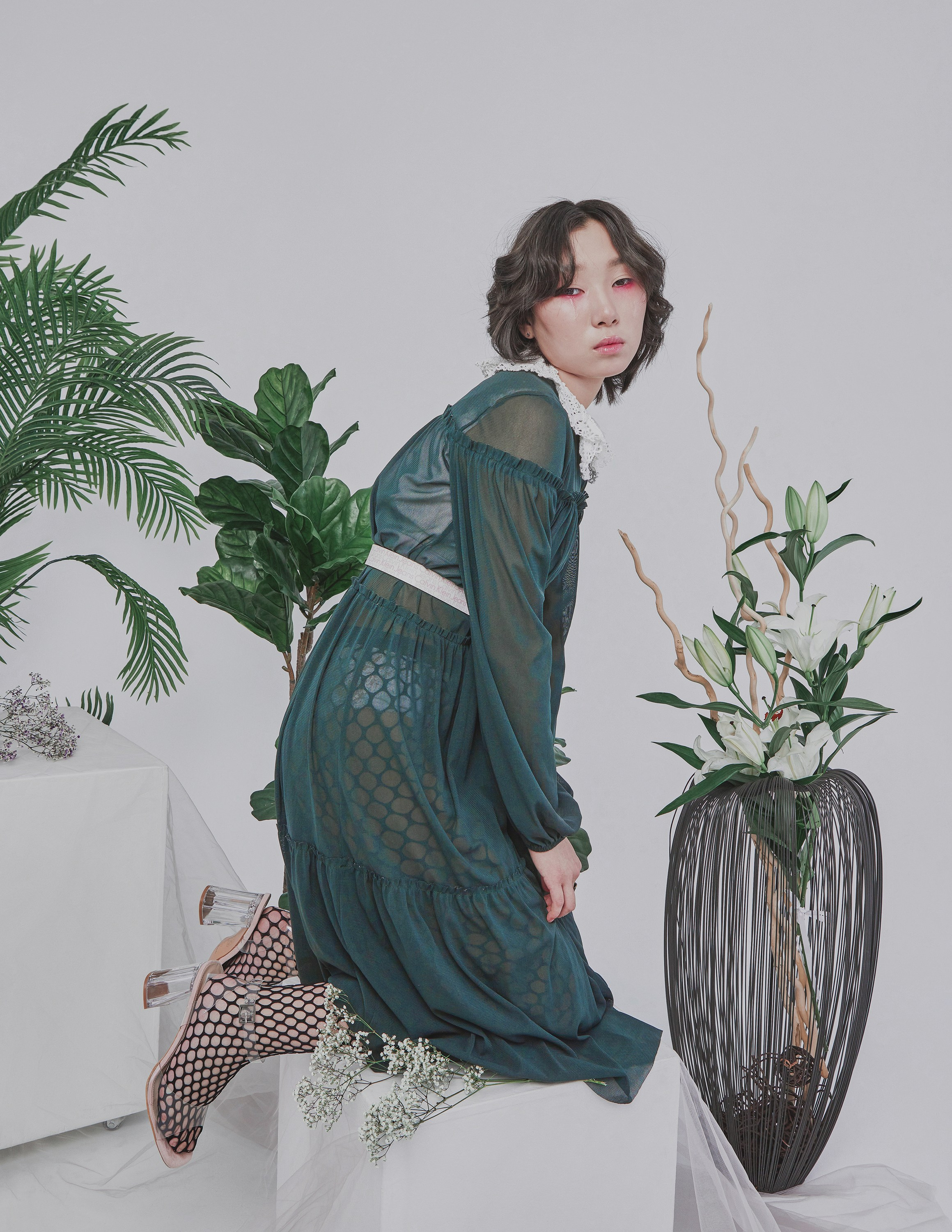 SPRING, FLOWERS AND… ALLERGY. Fashion photographer and art director