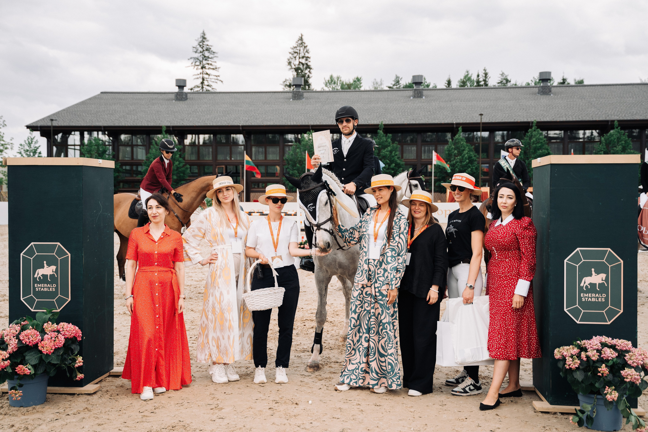 Магия Востока в Emerald Stables. Свадебный и семейный фотограф в Москве и МО Геннадий Туманцев