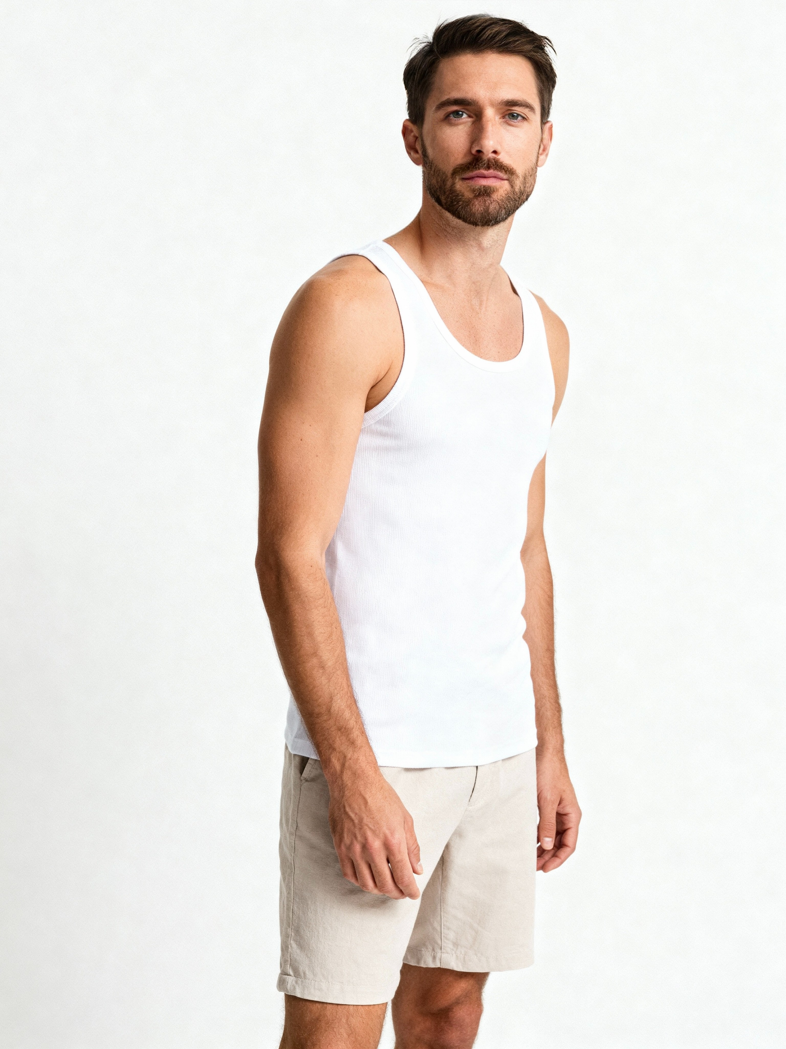 Мужчины. Продающий контент для маркетплейсов и e-commerce «под ключ»