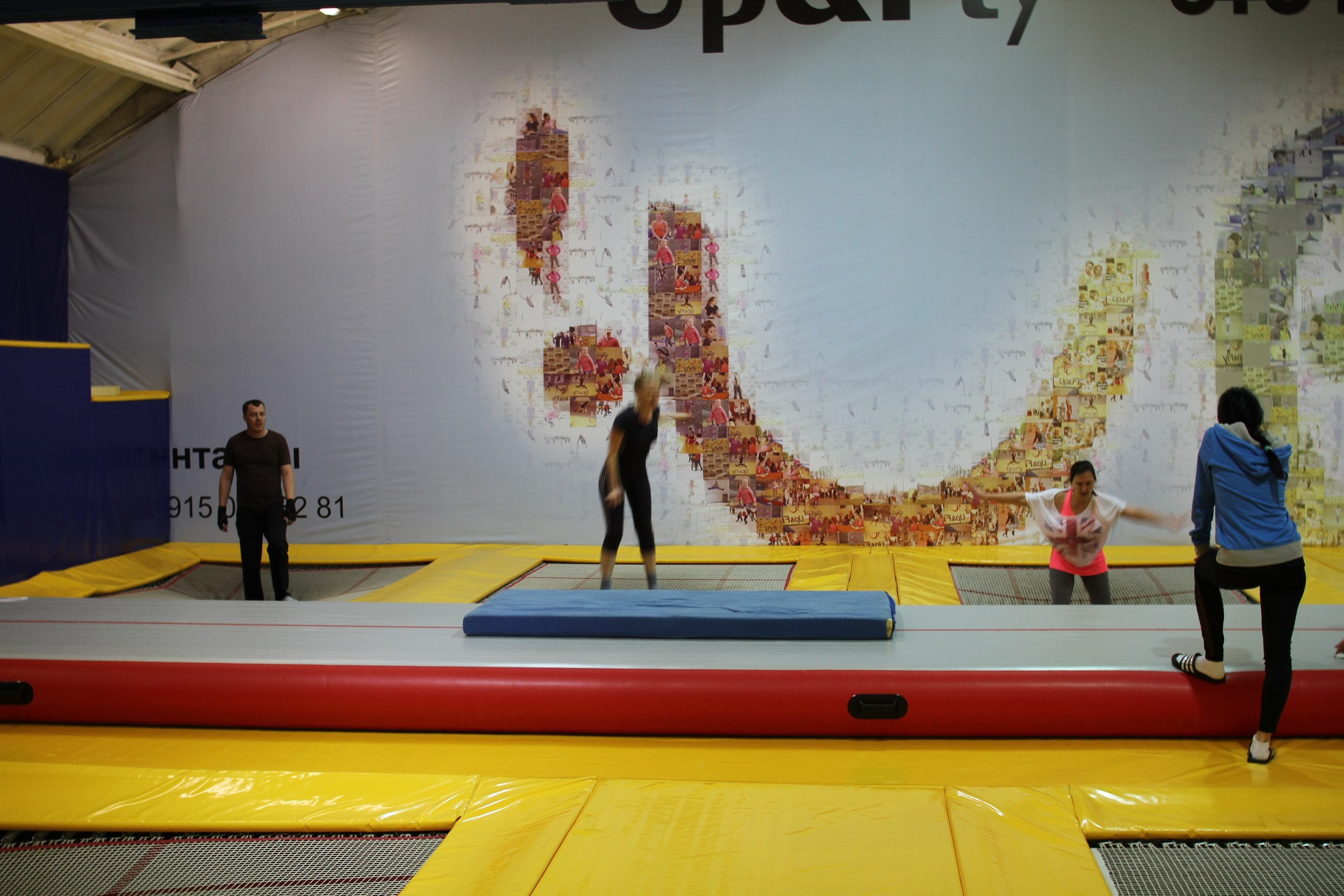 Батуты | 11.09.2016. Галерея Фантим