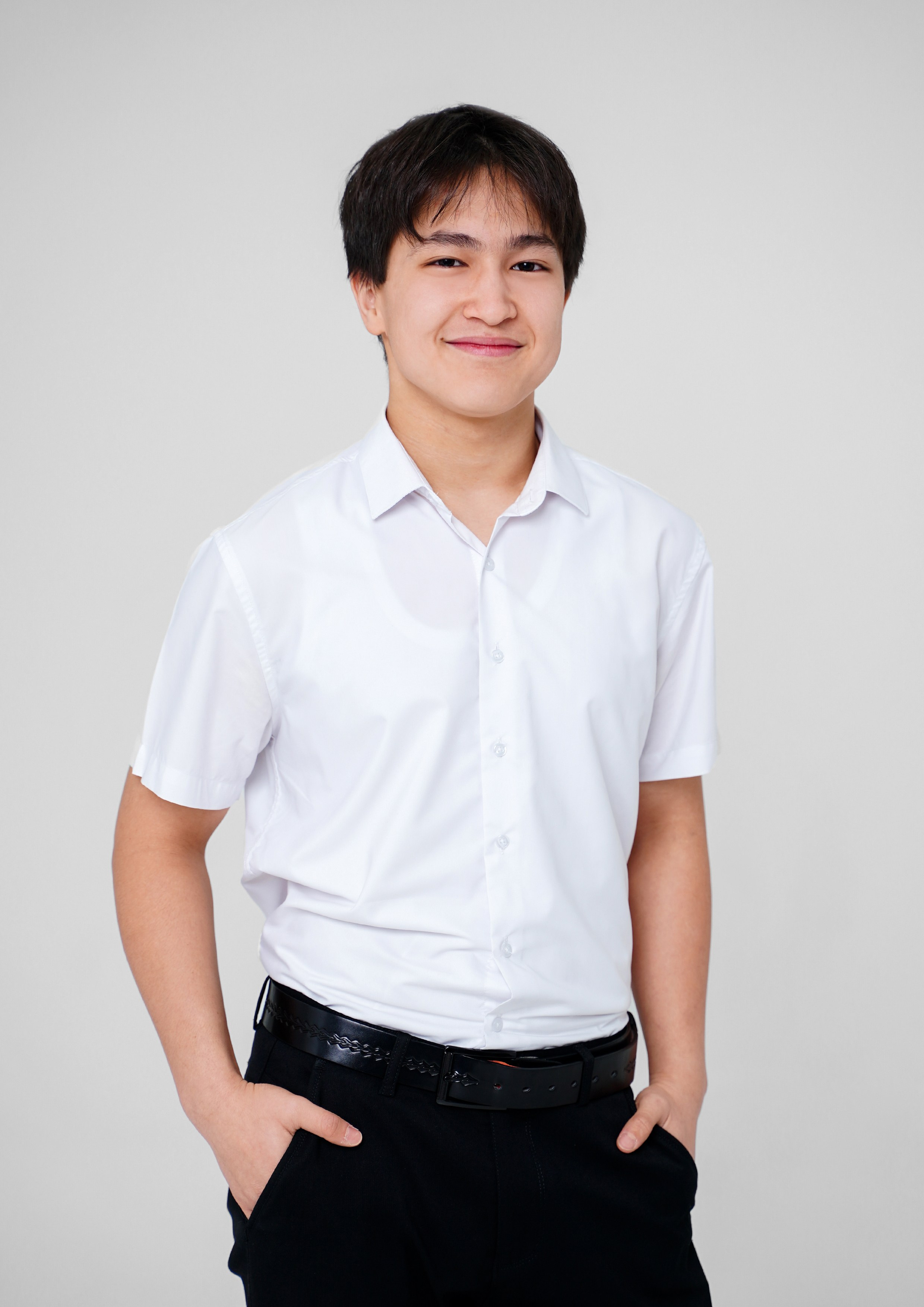 Образы. MEMENTO.Выпускные альбомы, школьные, юбилейные и другие книги. Ростов-на-Дону