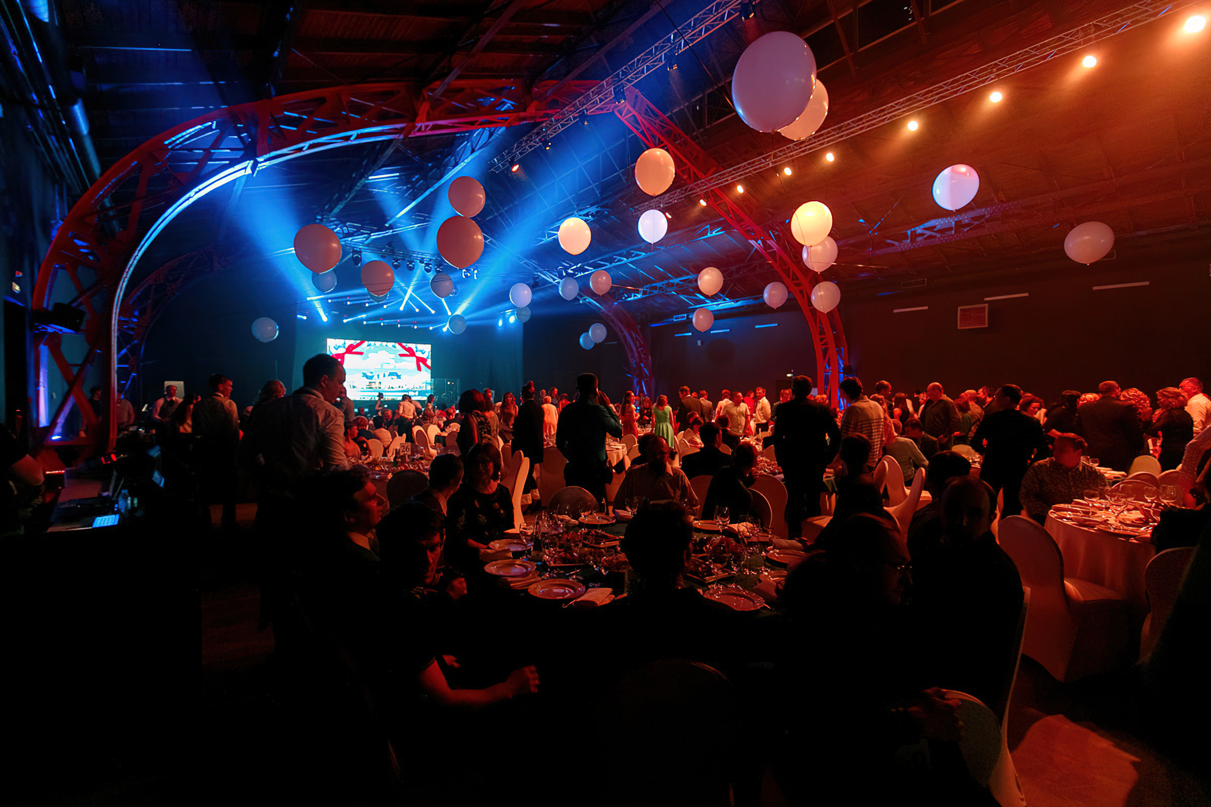 Репортаж атмосферное фото зала