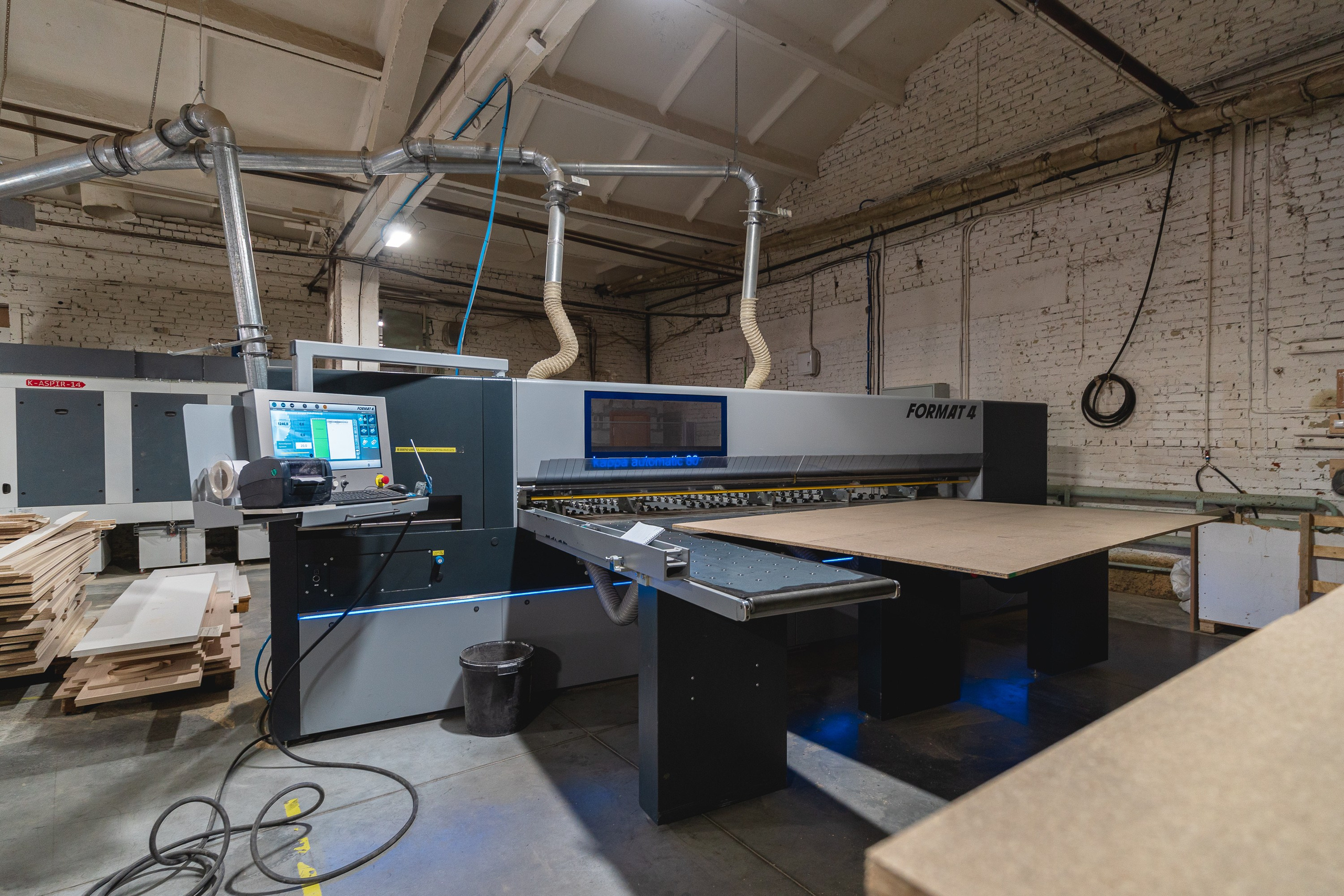 О Компании мебельная фабрика ВУД ТВОРЕЦ, студия мебели ТВОРЕЦ. ВУД ТВОРЕЦ мебельная фабрика|ТВОРЕЦ студия мебели