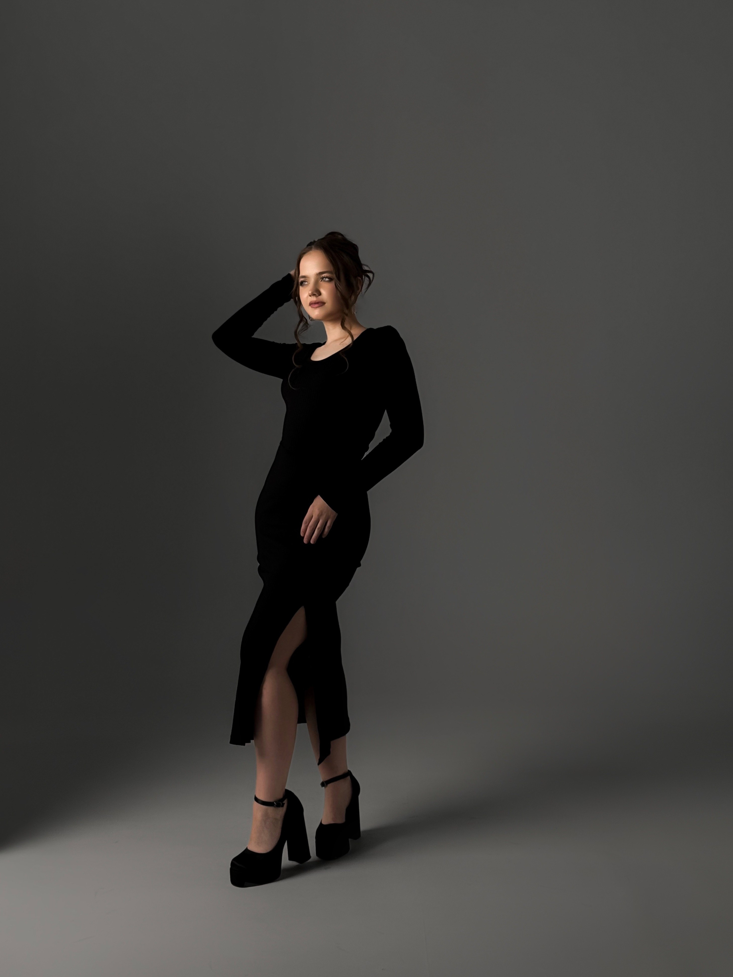 Съёмка в студии. Мобильный фотограф в Омске