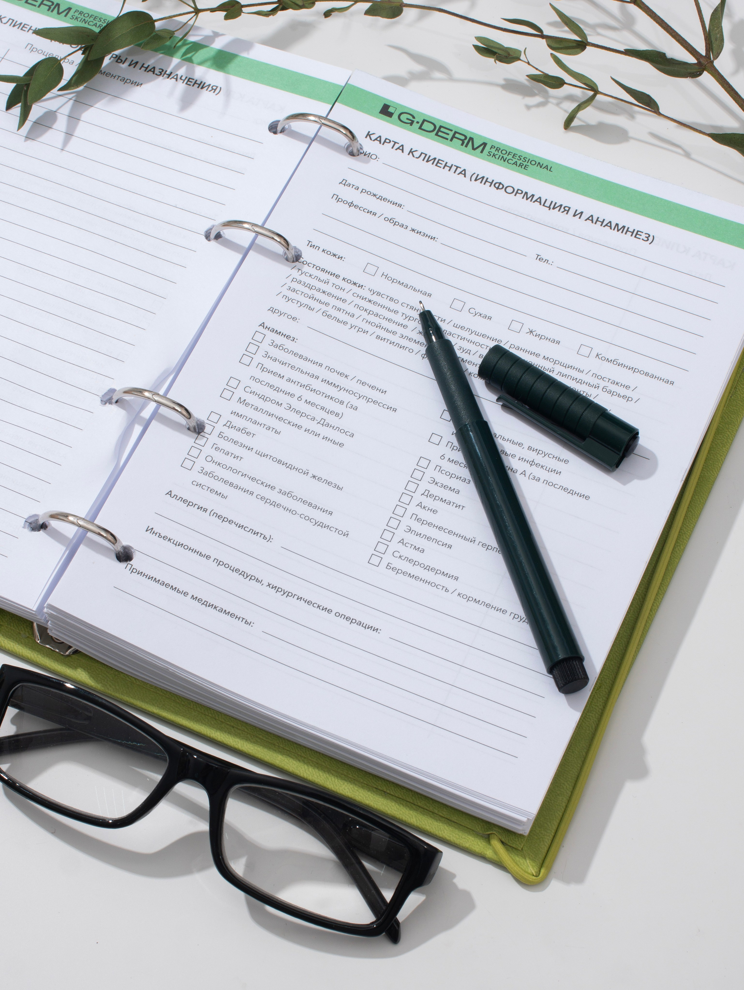 С реквизитом. Предметный фотограф в Санкт-Петербурге Аннет Глушак