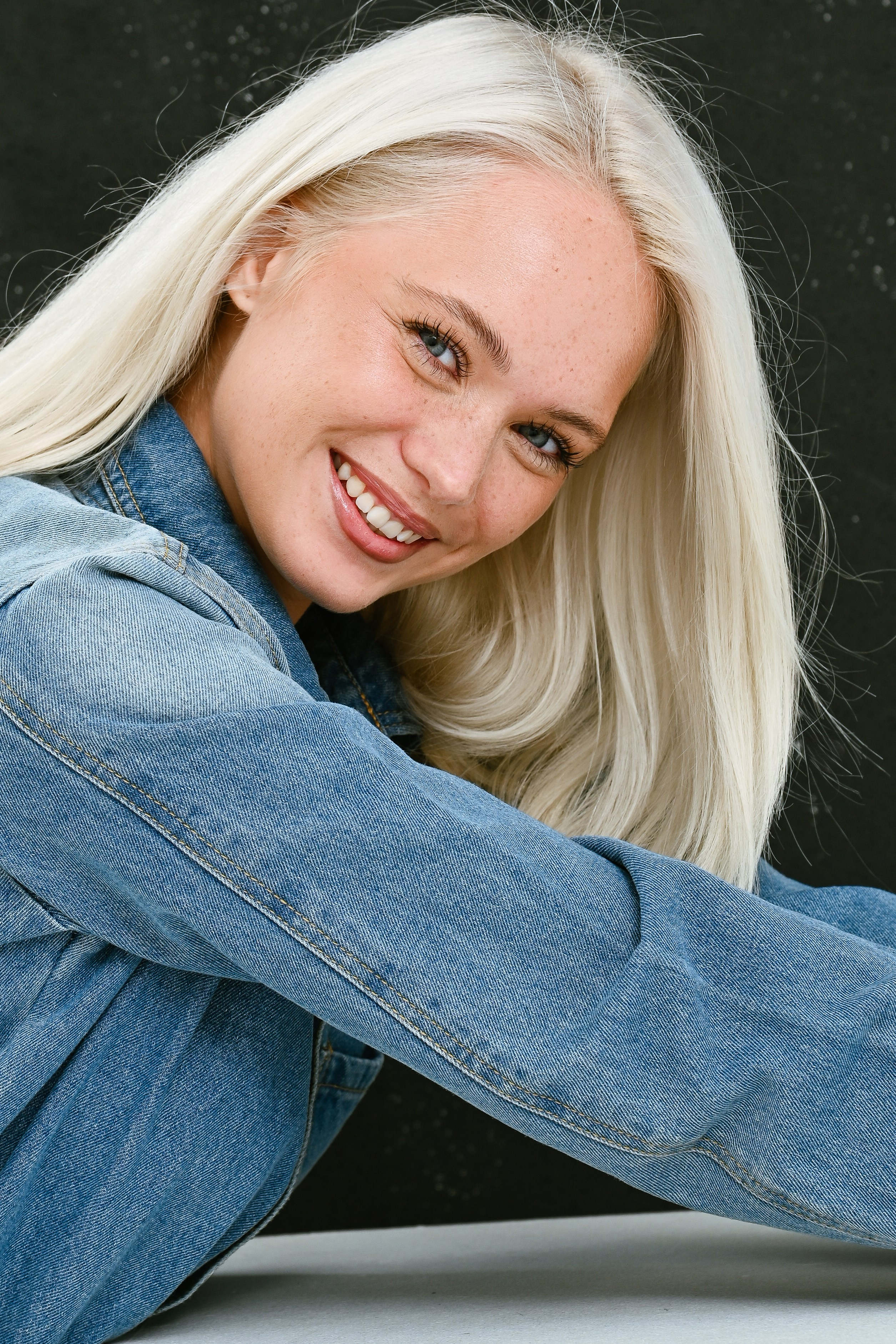 Модельные тесты. Профессиональный фотограф в Москве Александра Харламова