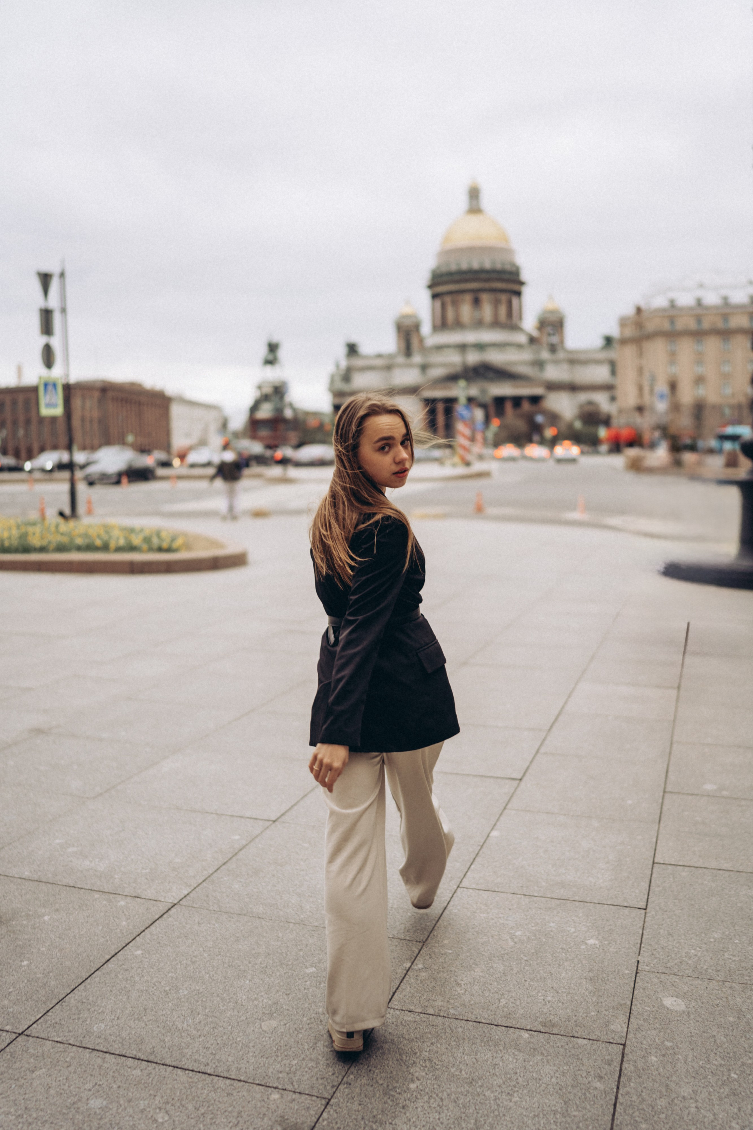 Анна / Прогулка по городу. Фотограф в Санкт-Петербурге — Лучина Екатерина