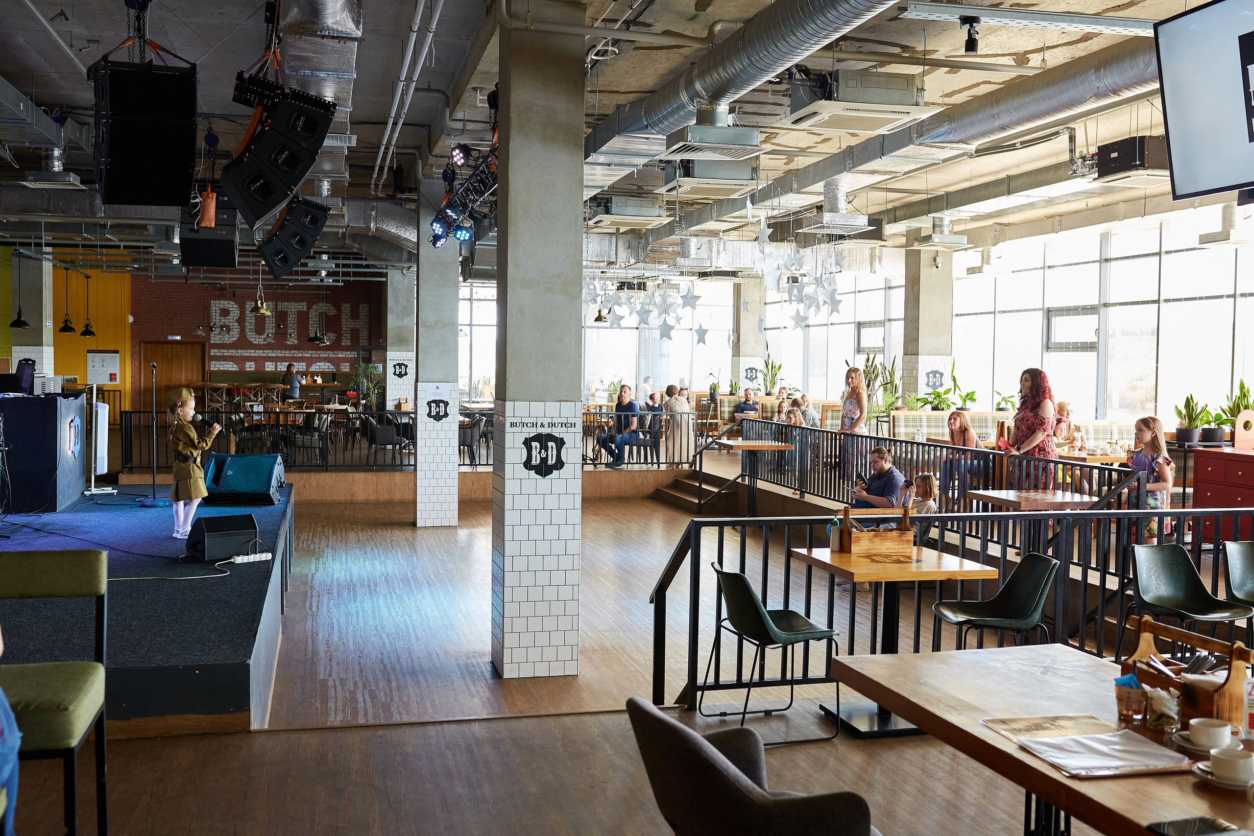 Отчетный концерт в Butch and Dutch. Кокорин Евгений Фотограф