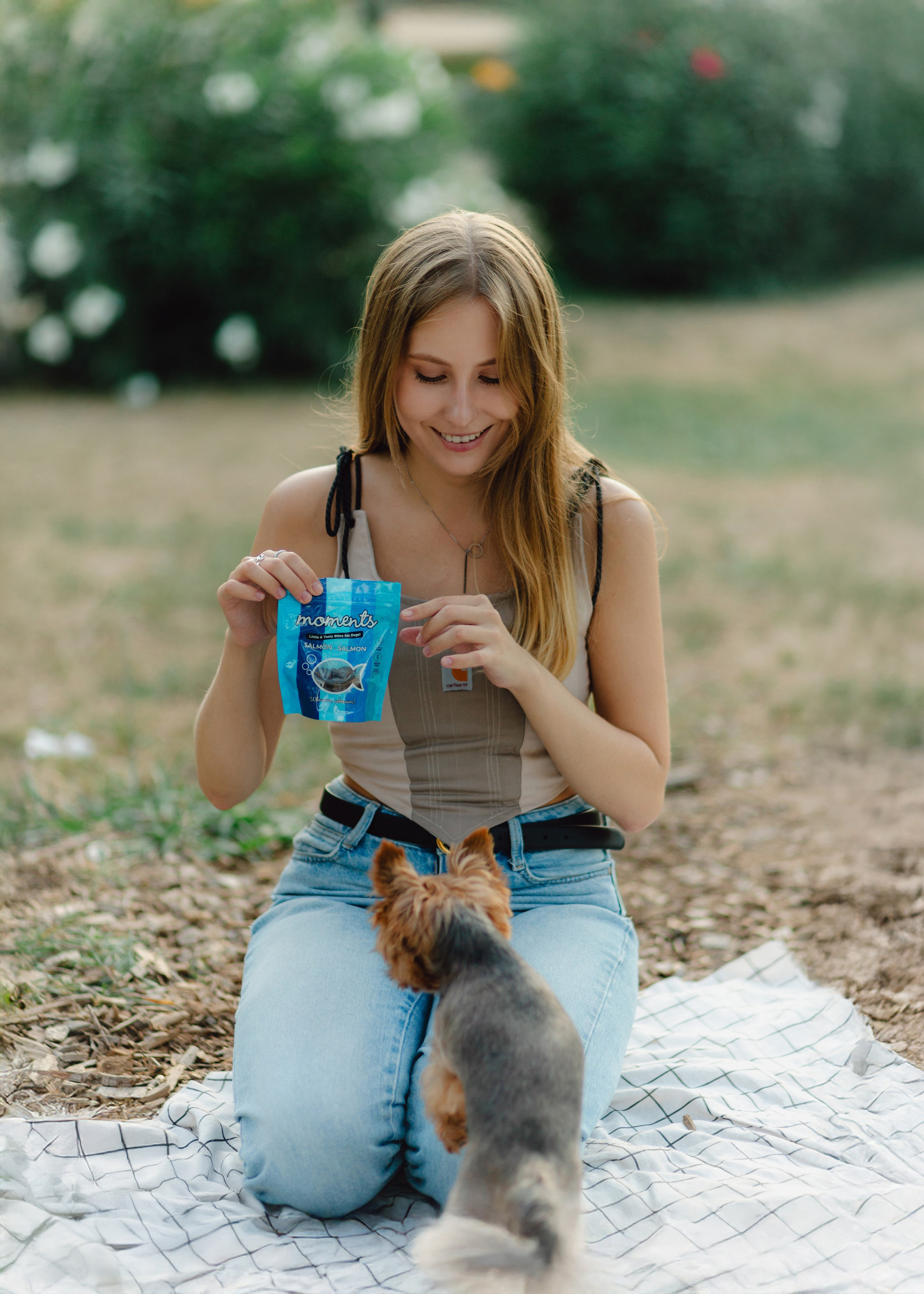 Julia & Her Playful Stitch. Barbara Isaeva
