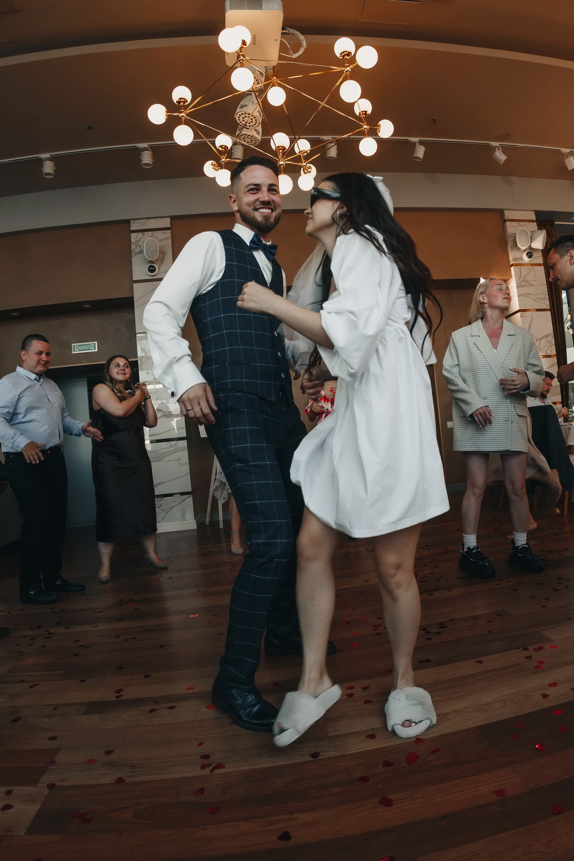 Свадебный банкет. Свадебный фотограф Игорь Брундасов 8PHOTO на свадьбу венчание загс СПб