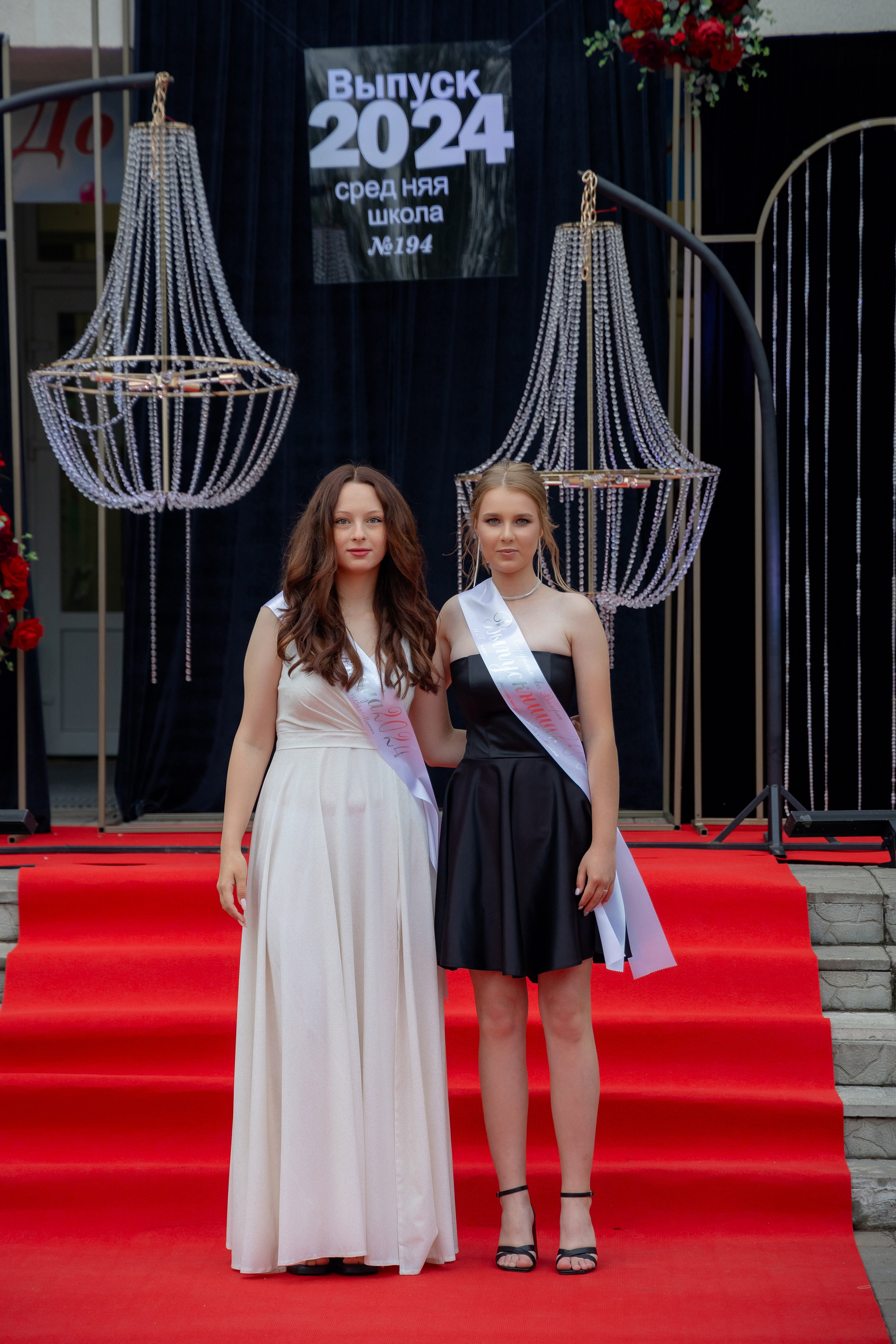 Школьный выпускной 2024 год в Соколе (Минск). Свадебный фотограф в Минске/Беларуси Сергей Спиридонов