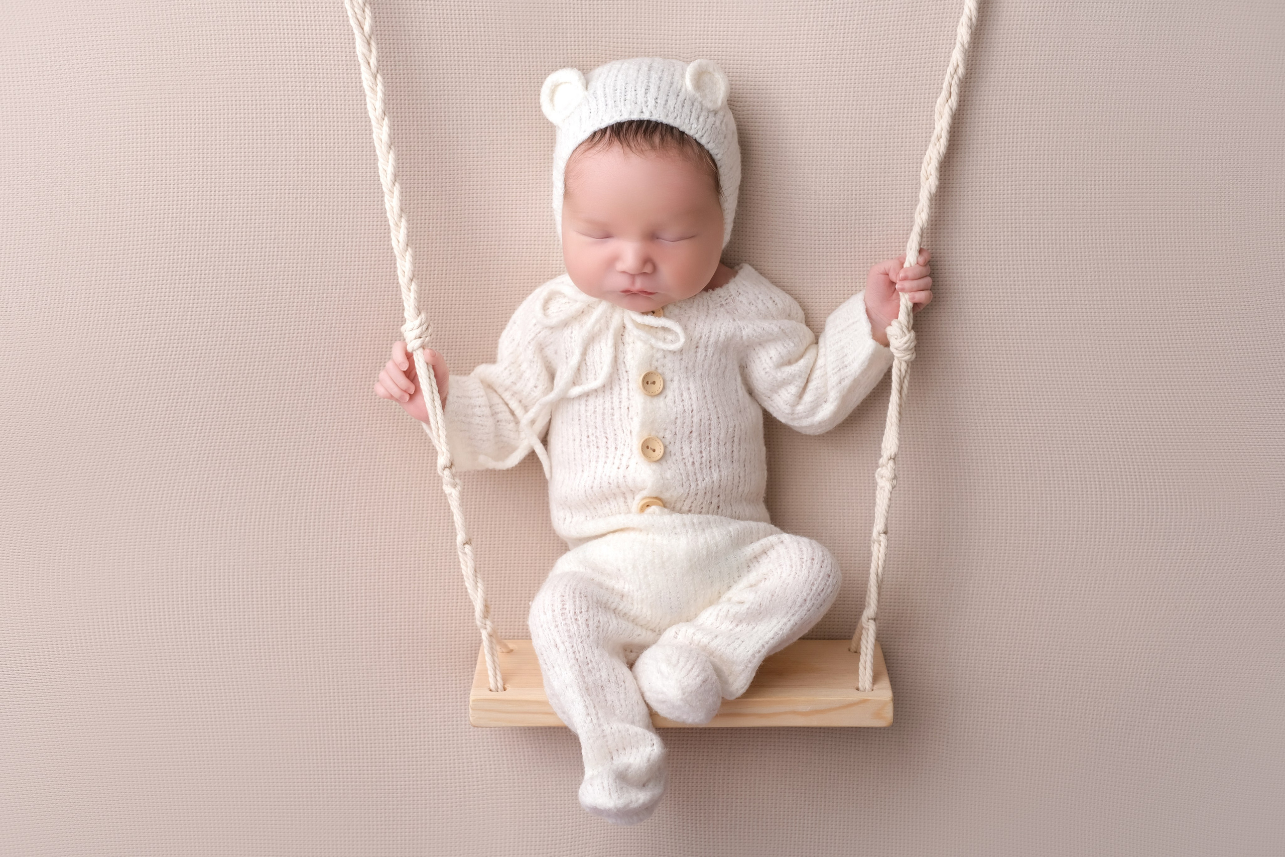 Новорожденные→. Фотограф новорожденных в Караганде