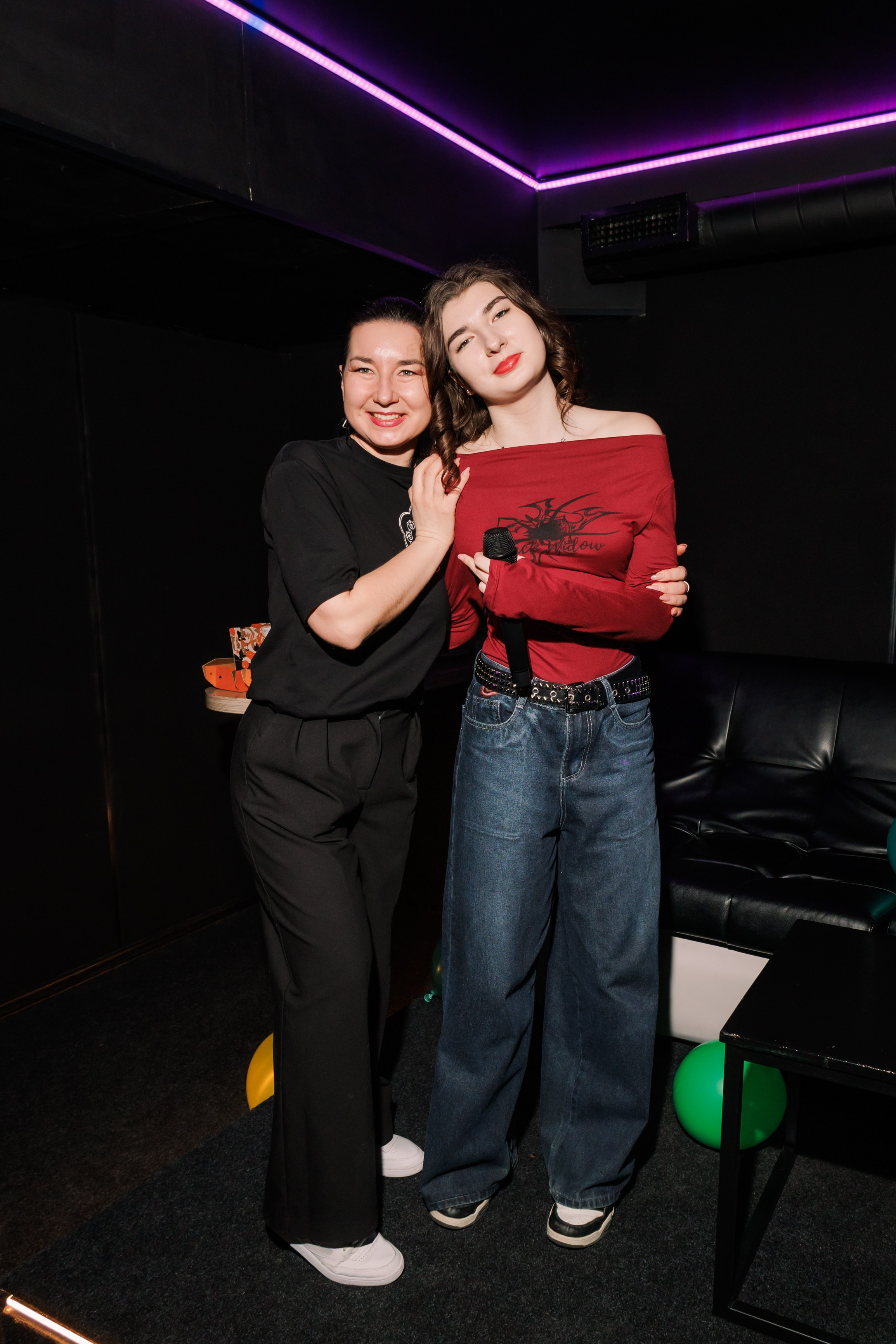 День Рождения в караоке 2. Фотограф в Москве Дмитрий Емельянов