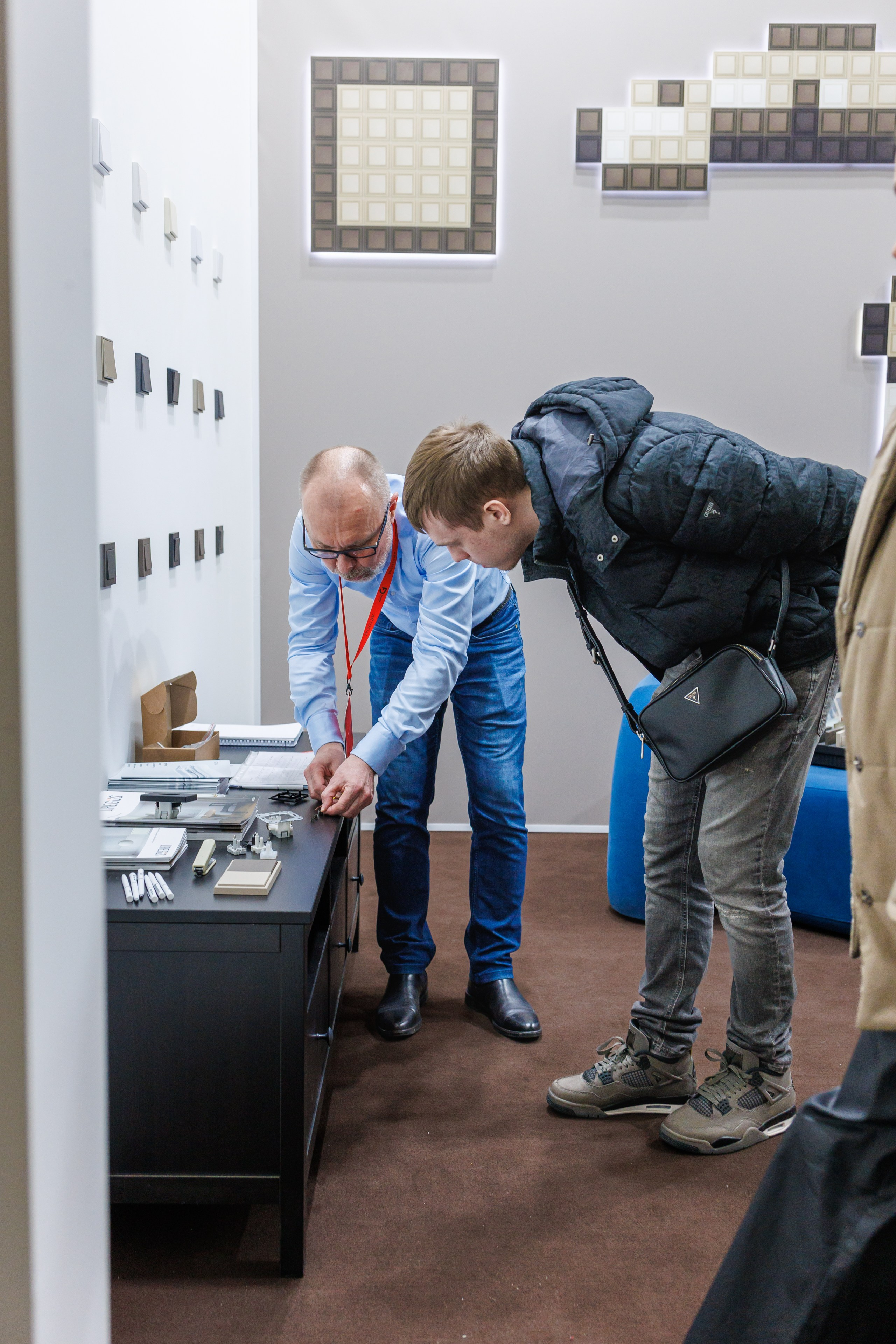 Фотосессия стенда в рамках выставки. Фотограф в Москве Дмитрий Емельянов